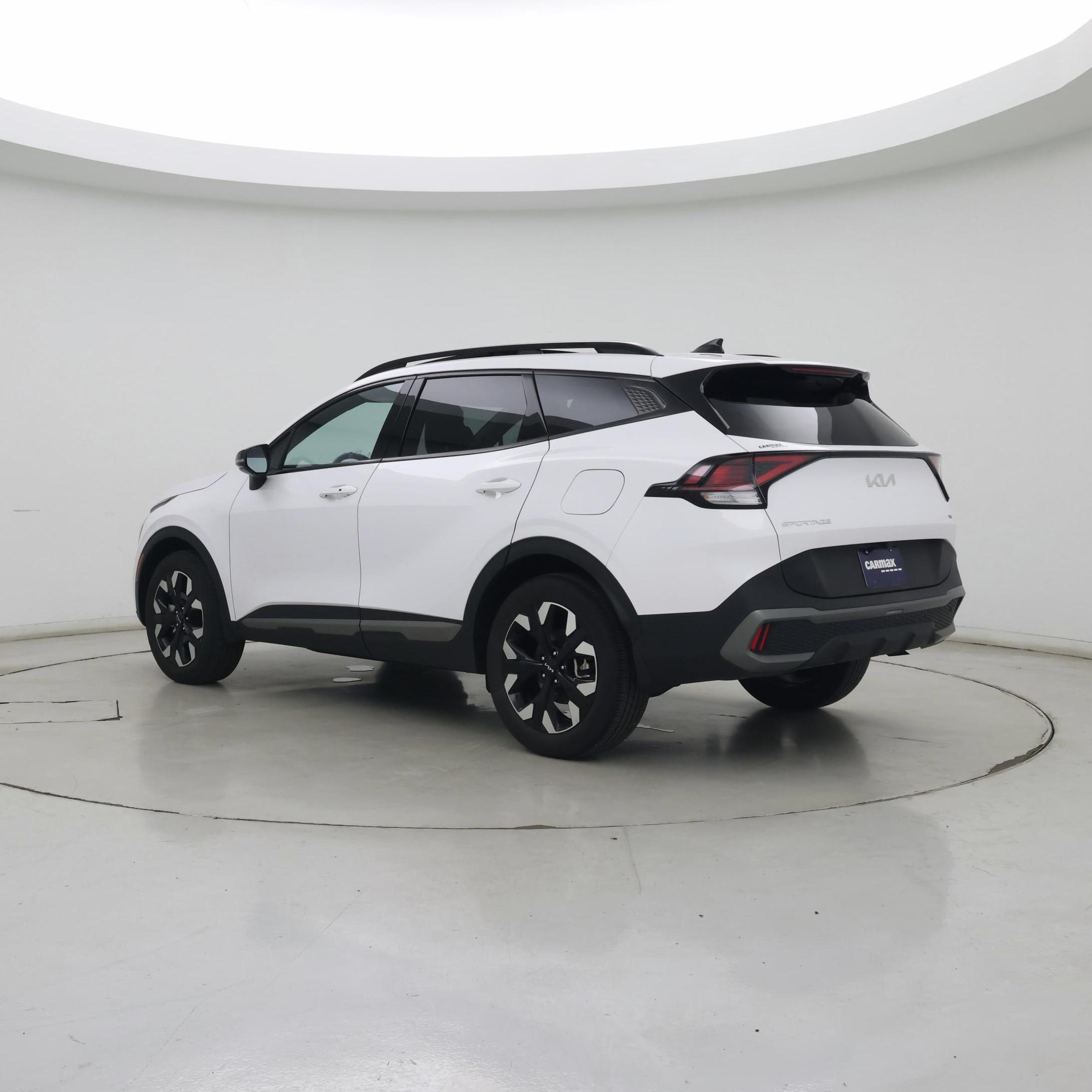 Thumbnail: 2023 Kia Sportage - 3