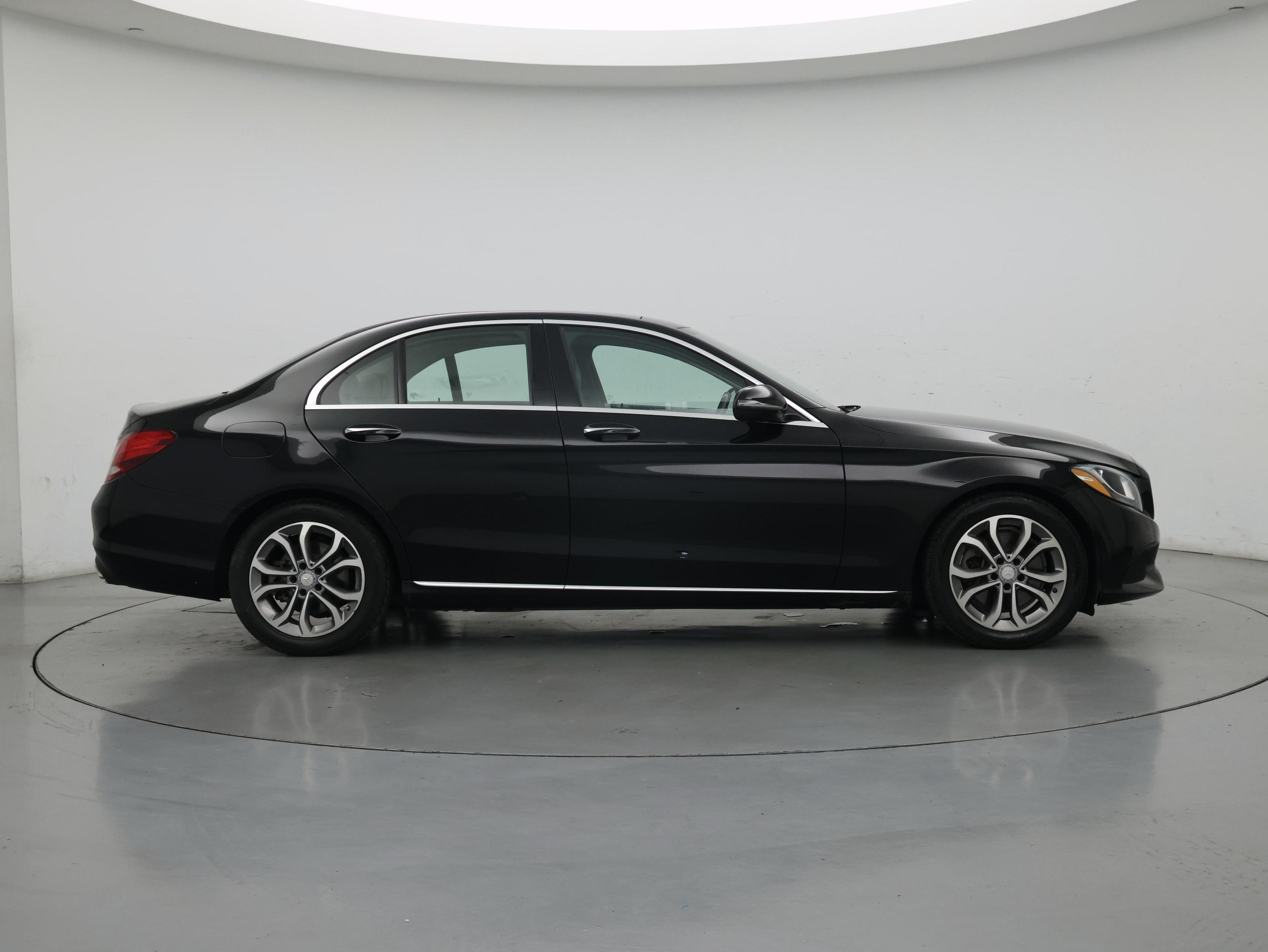 Thumbnail: 2017 Mercedes-Benz C-Class - 7