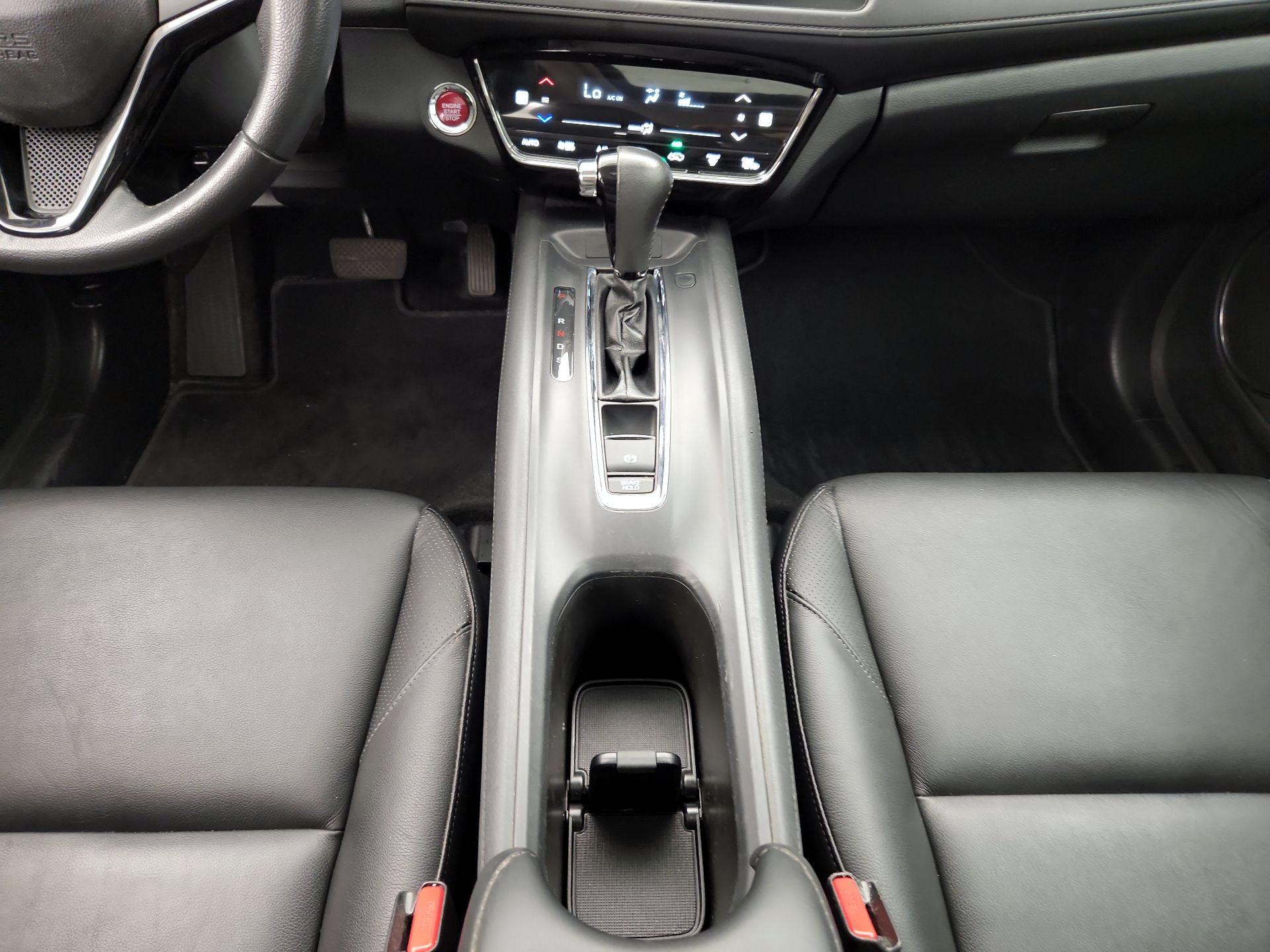 Thumbnail: 2017 Honda HR-V - 17