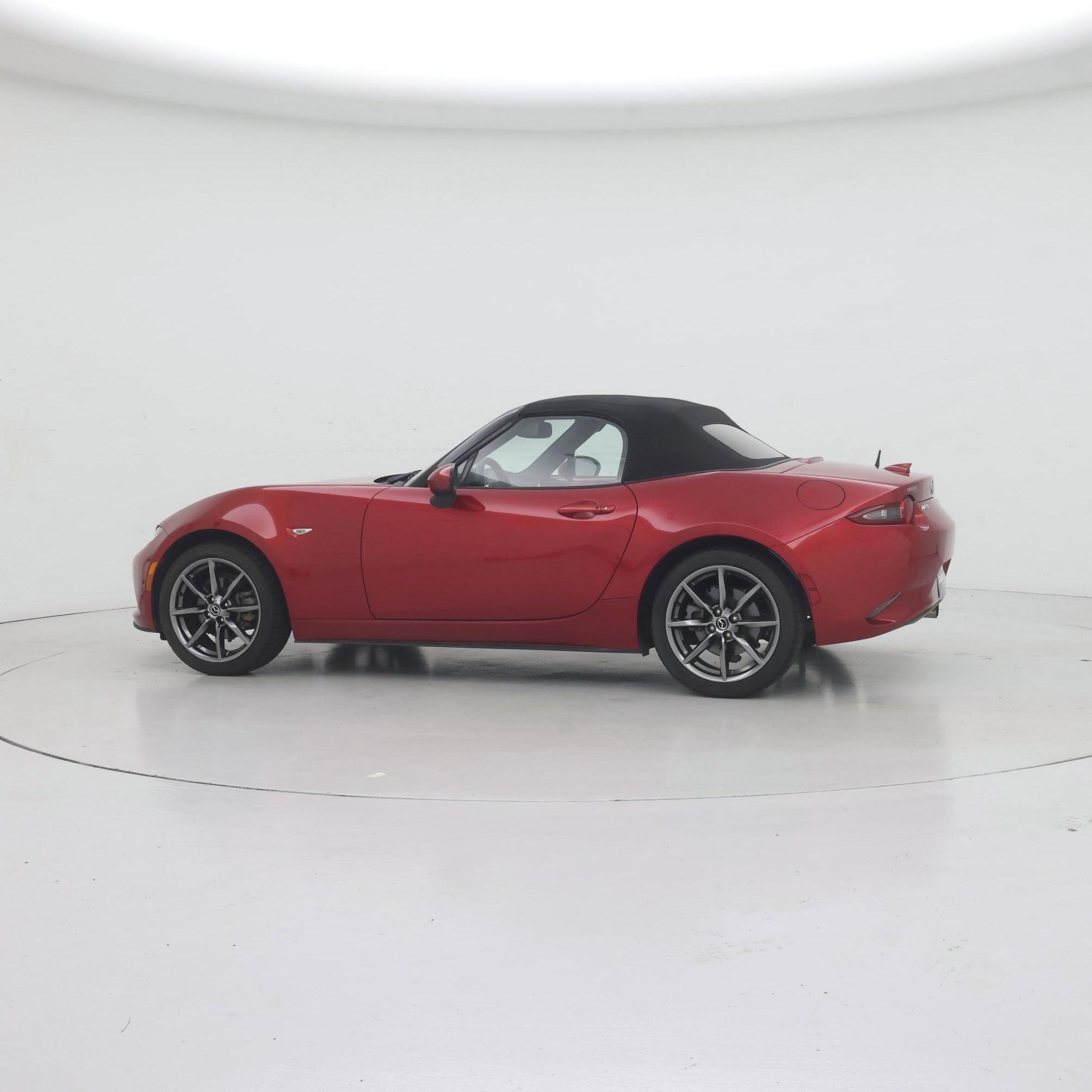 Thumbnail: 2016 Mazda MX-5 Miata - 4