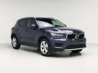 2022 Volvo XC40 T5 Momentum