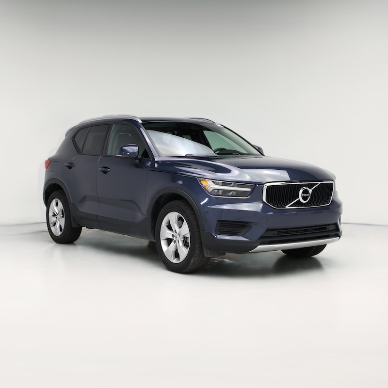 2022 Volvo XC40 T5 Momentum