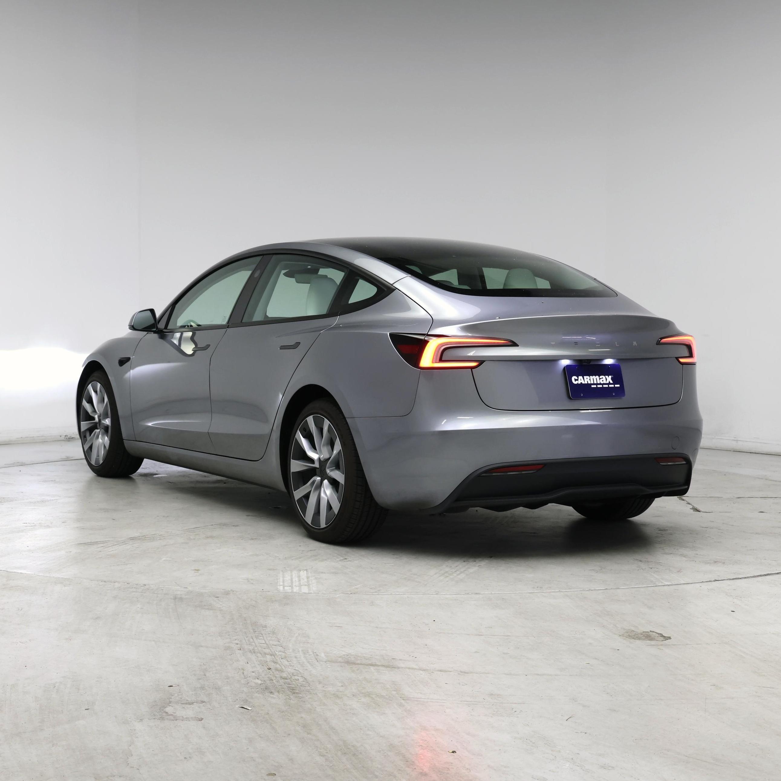 Thumbnail: 2025 Tesla Model 3 - 2