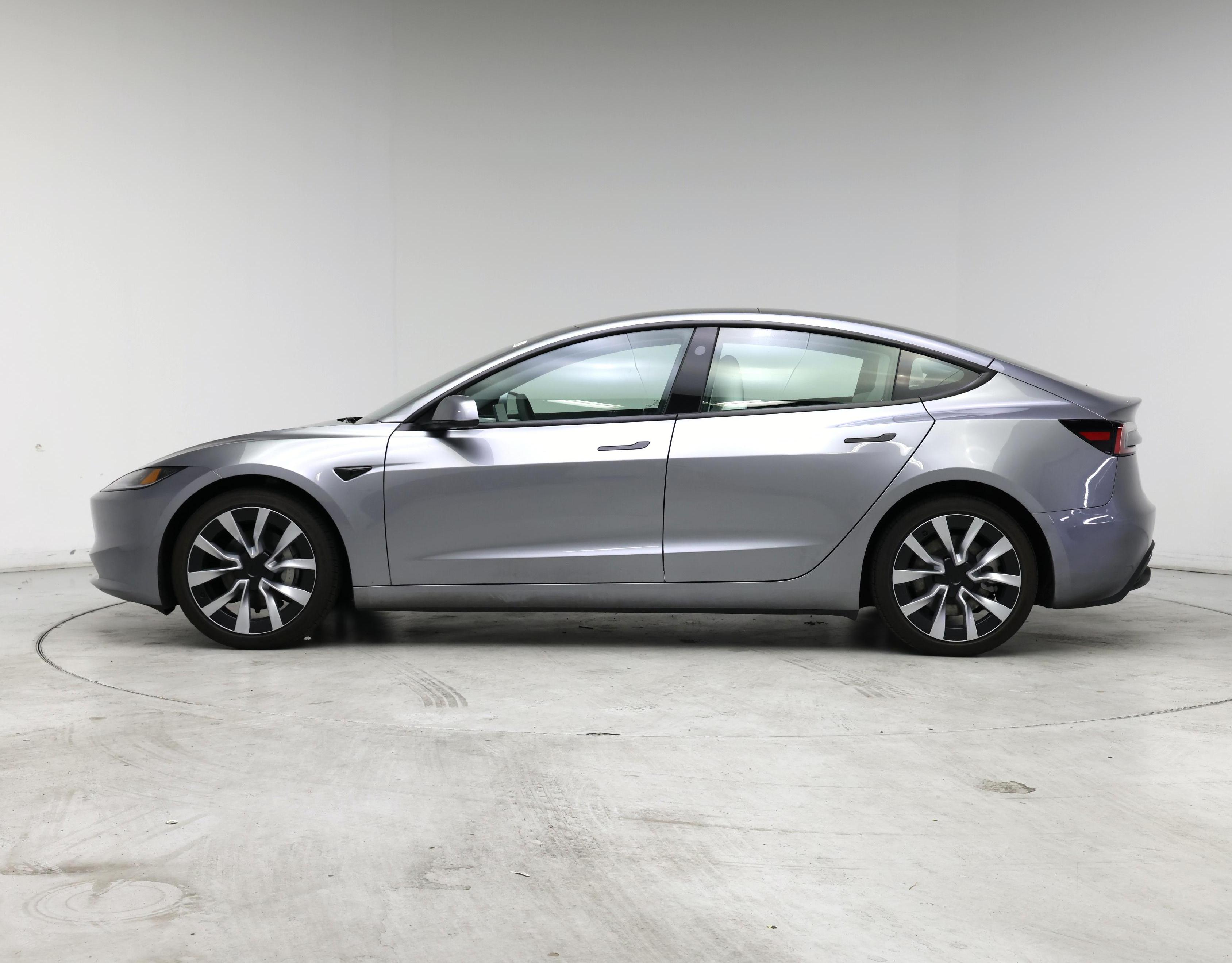 Thumbnail: 2025 Tesla Model 3 - 3