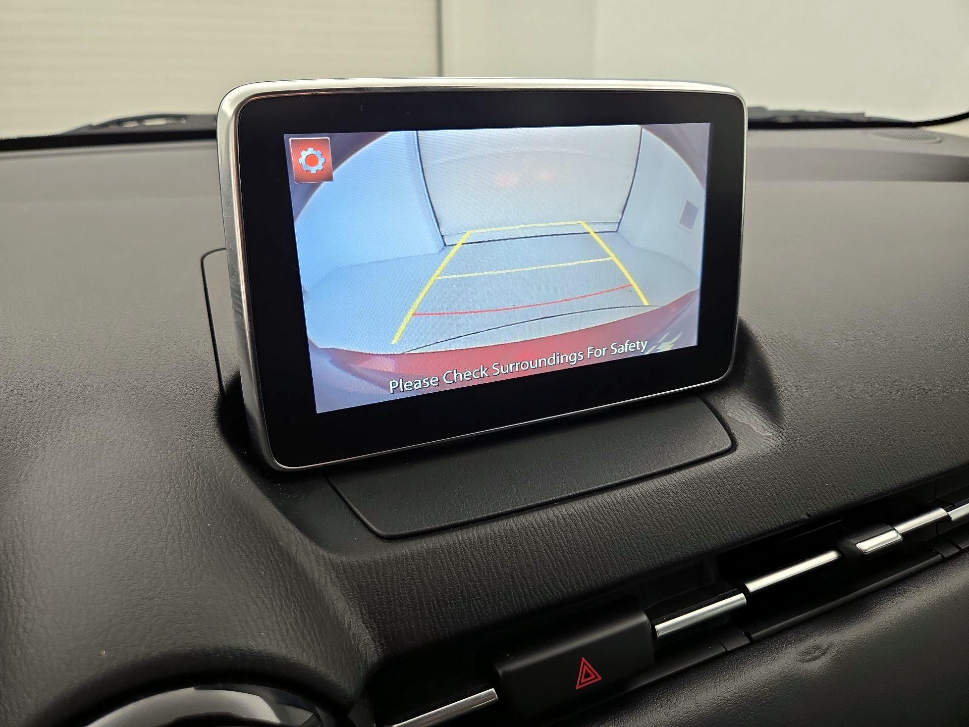 Thumbnail: 2017 Toyota Yaris iA - 14