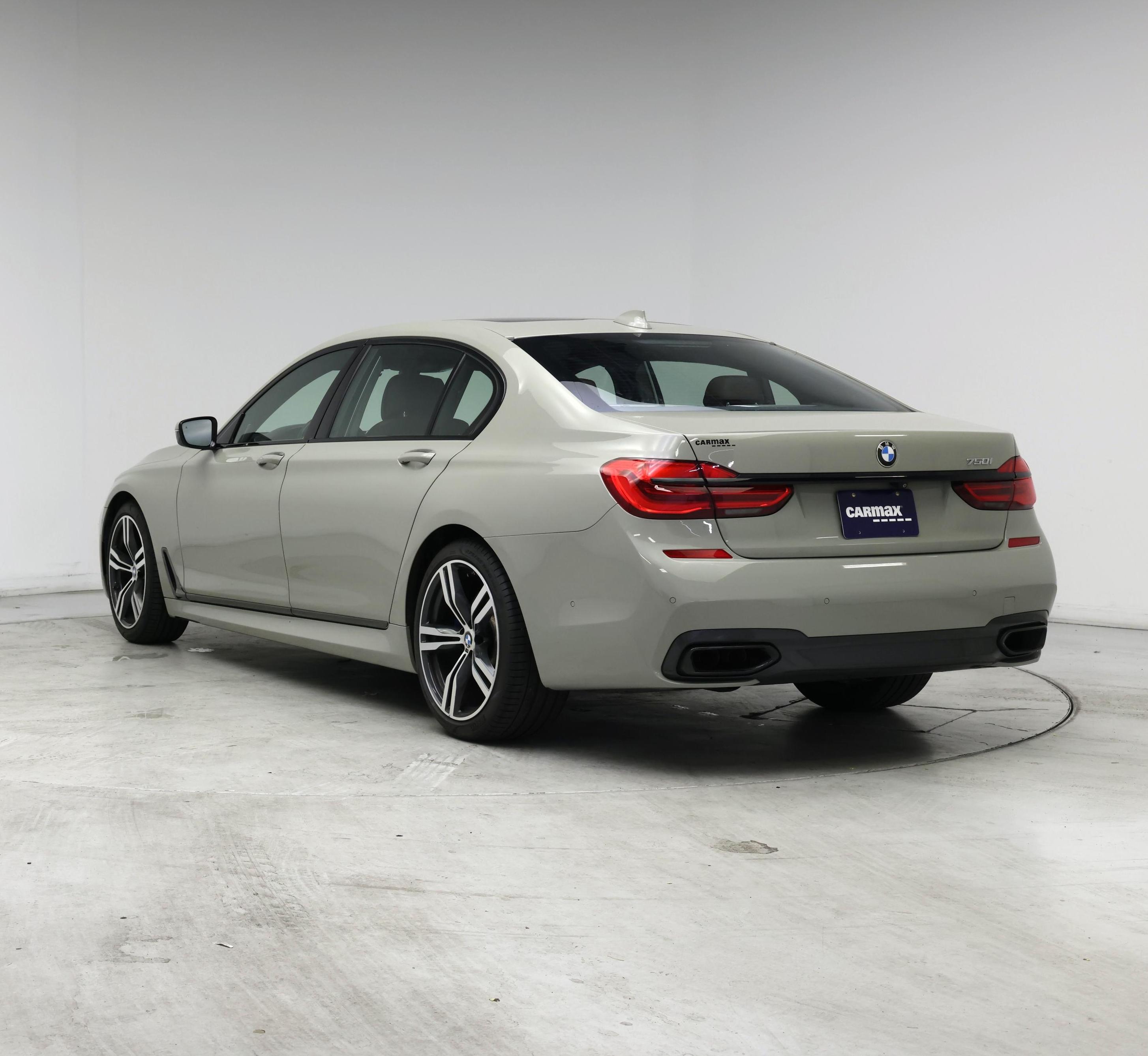 Thumbnail: 2018 BMW 7 Series - 2