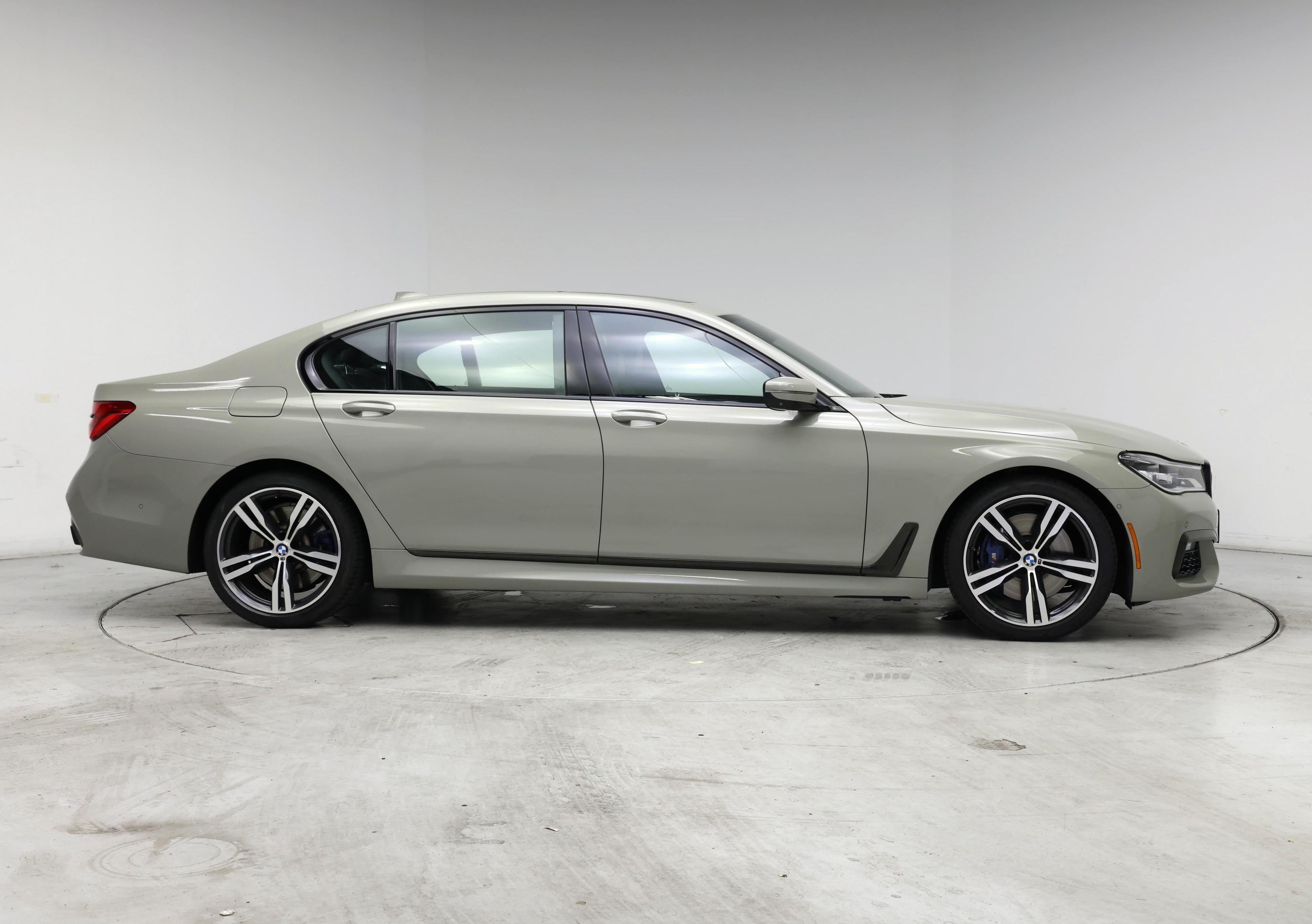 Thumbnail: 2018 BMW 7 Series - 7