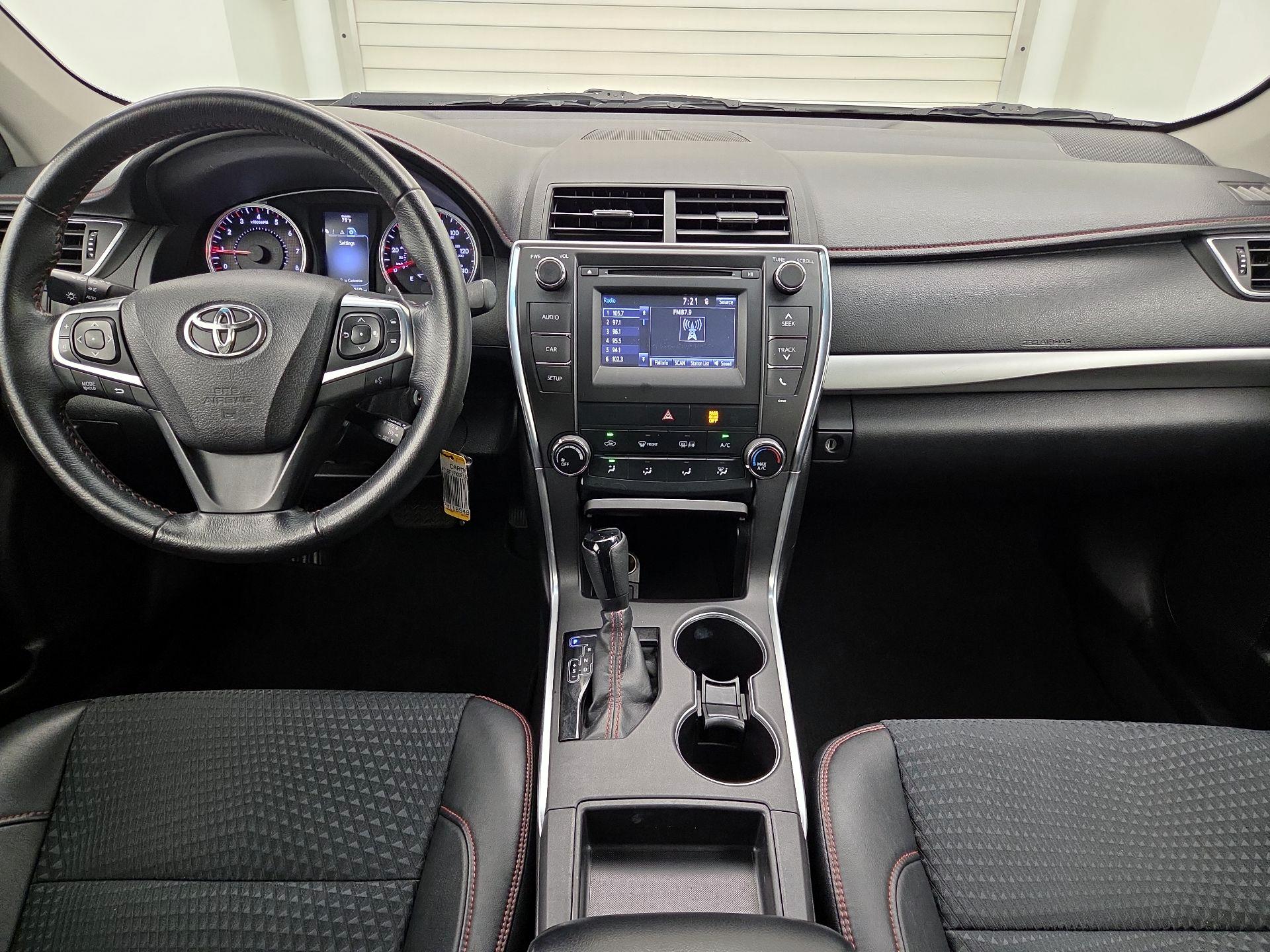 Thumbnail: 2015 Toyota Camry - 9
