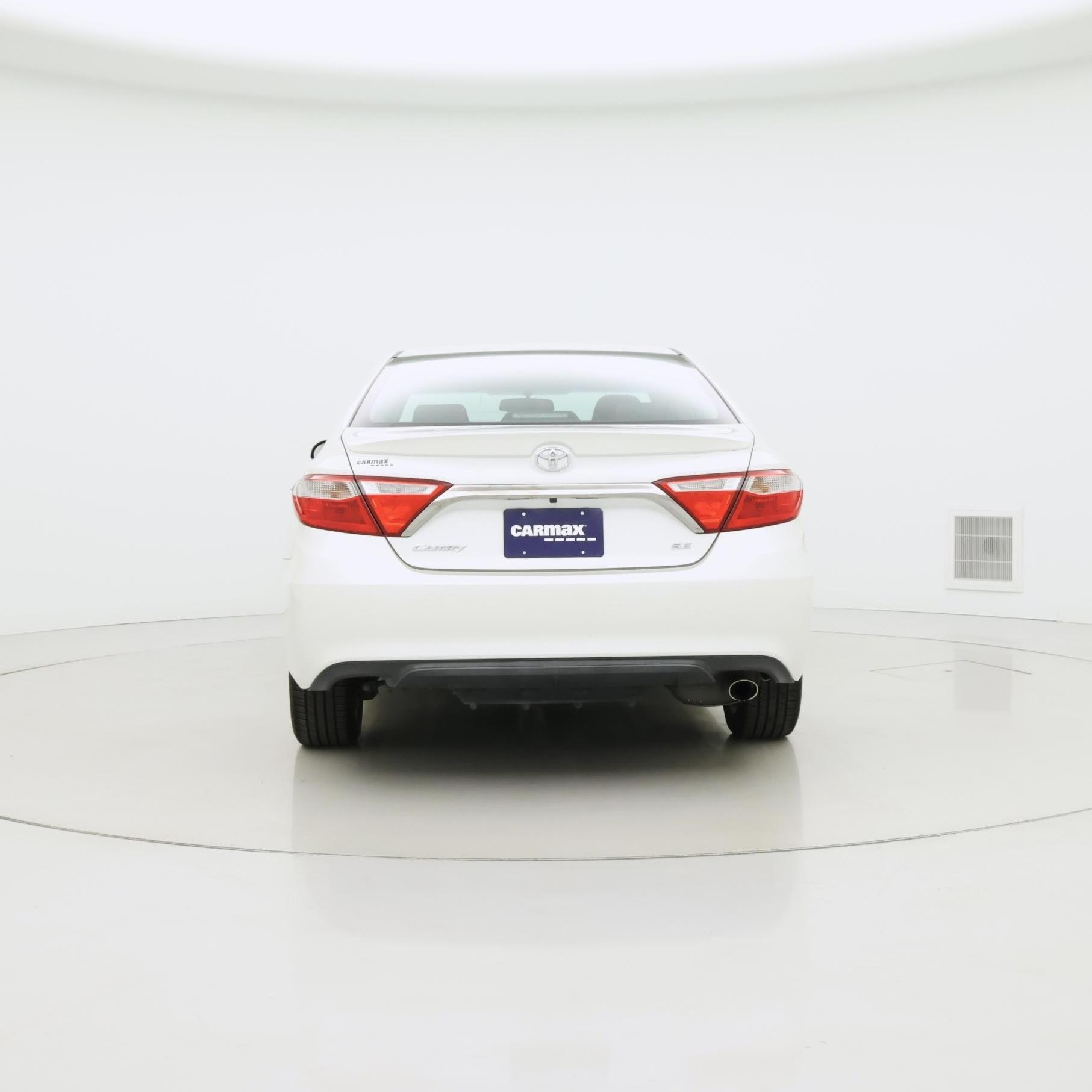 Thumbnail: 2015 Toyota Camry - 6