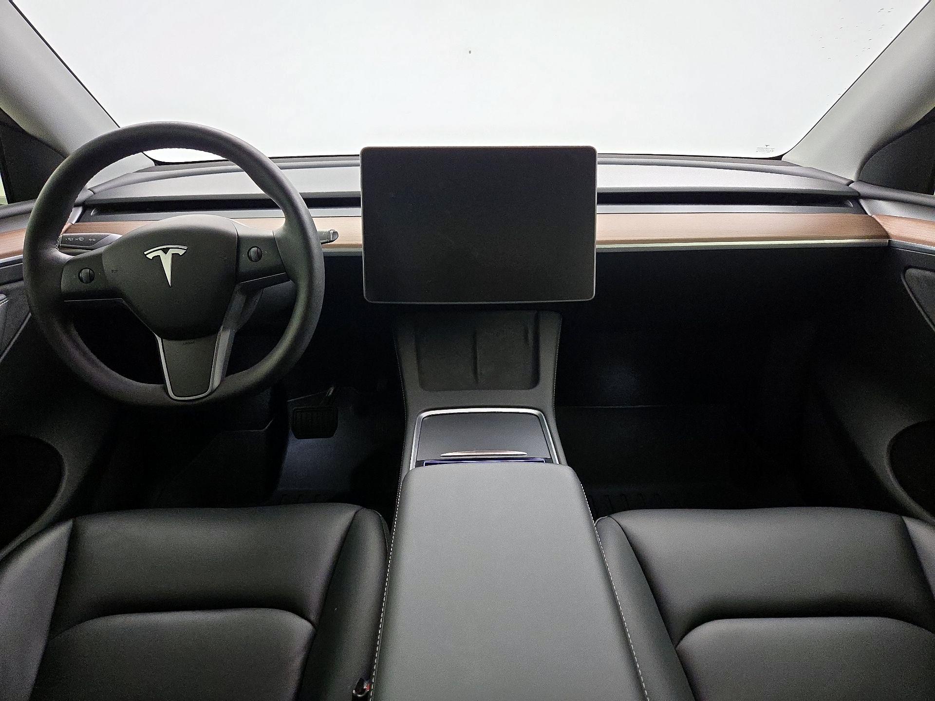 Thumbnail: 2023 Tesla Model Y - 9