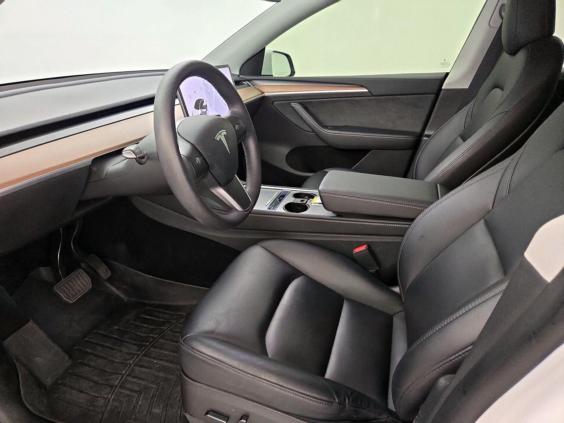 Thumbnail: 2023 Tesla Model Y - 11
