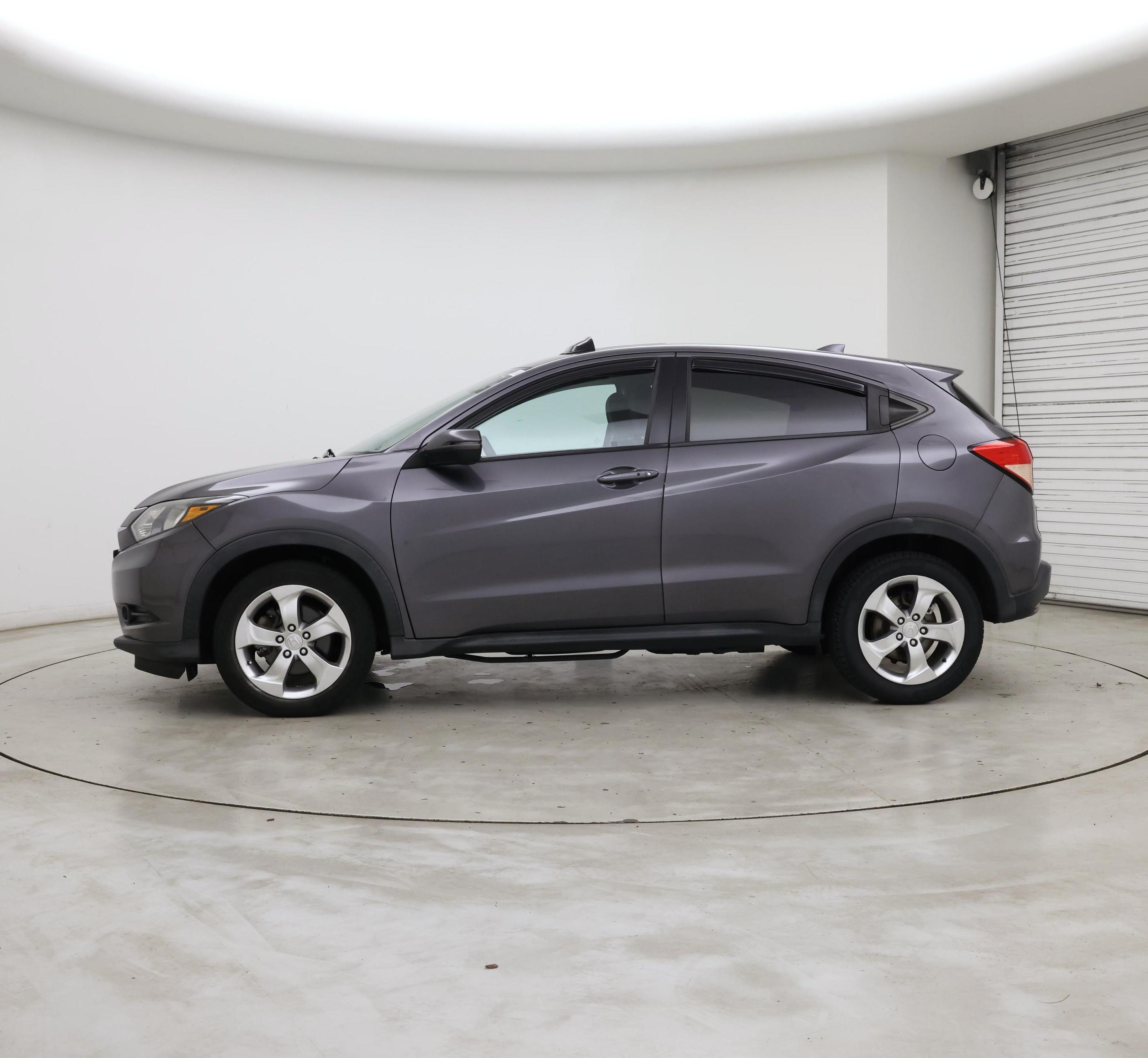 Thumbnail: 2017 Honda HR-V - 3