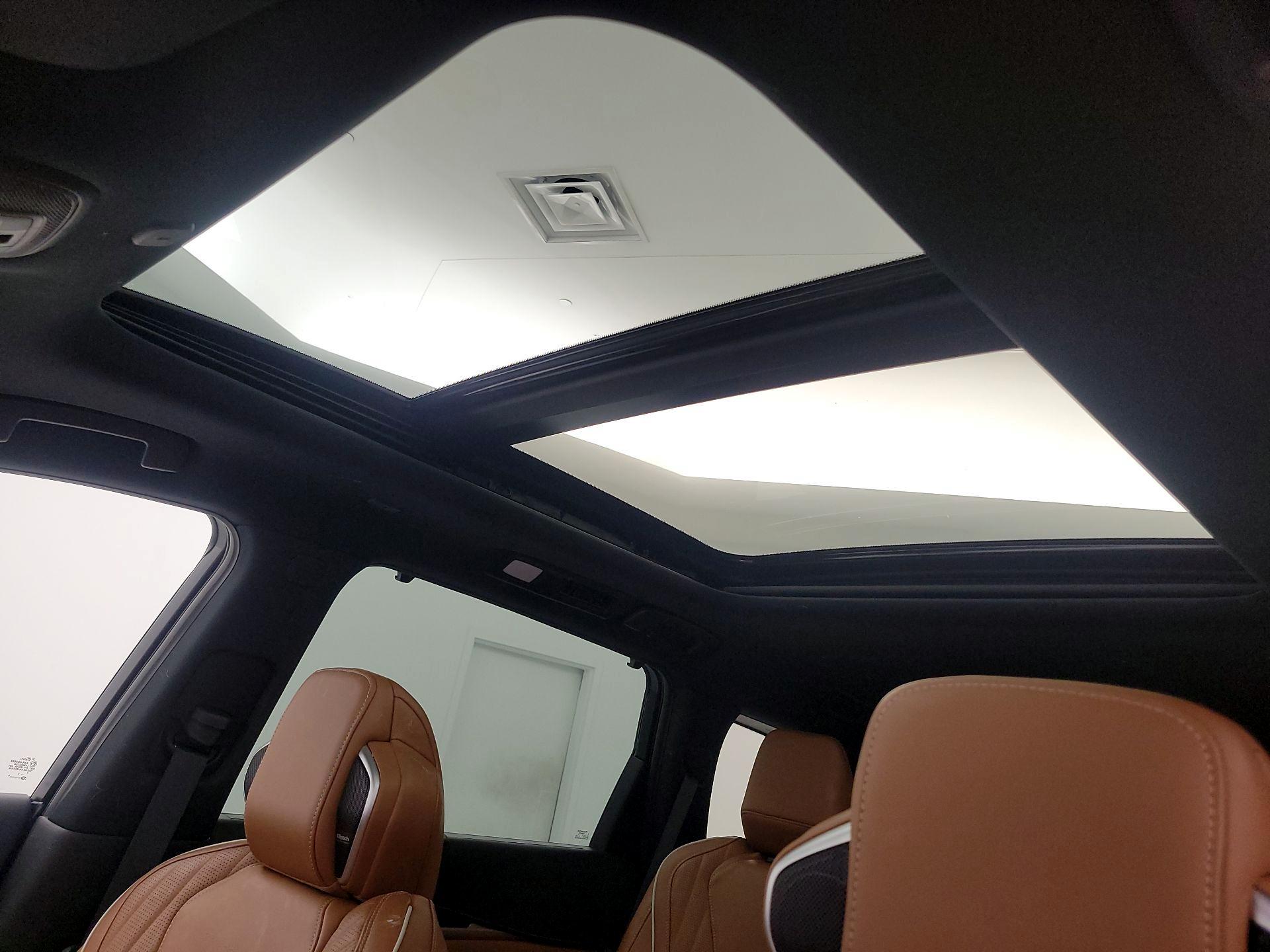 Thumbnail: 2026 INFINITI QX60 - 19