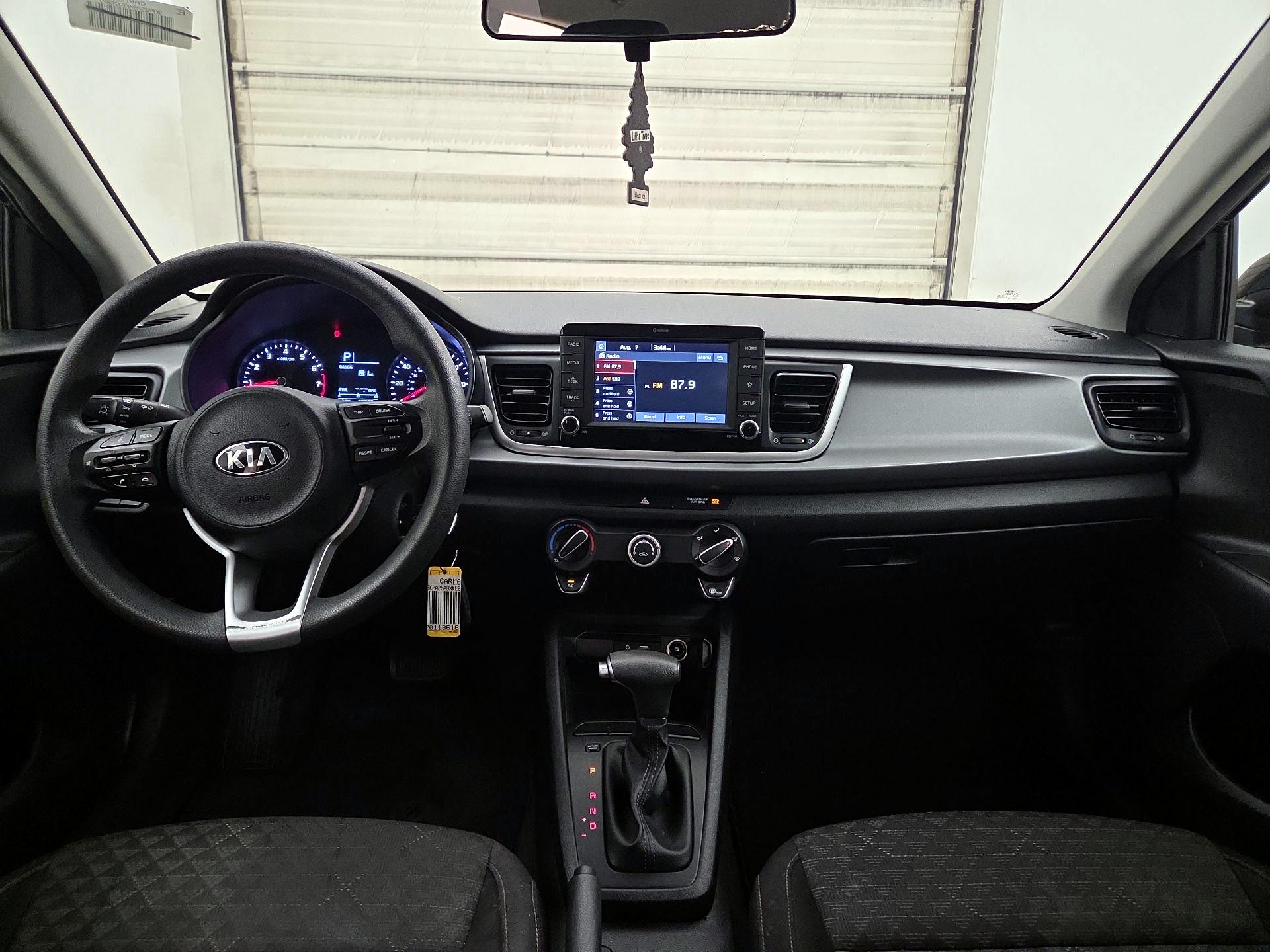 Thumbnail: 2019 Kia Rio5 - 9