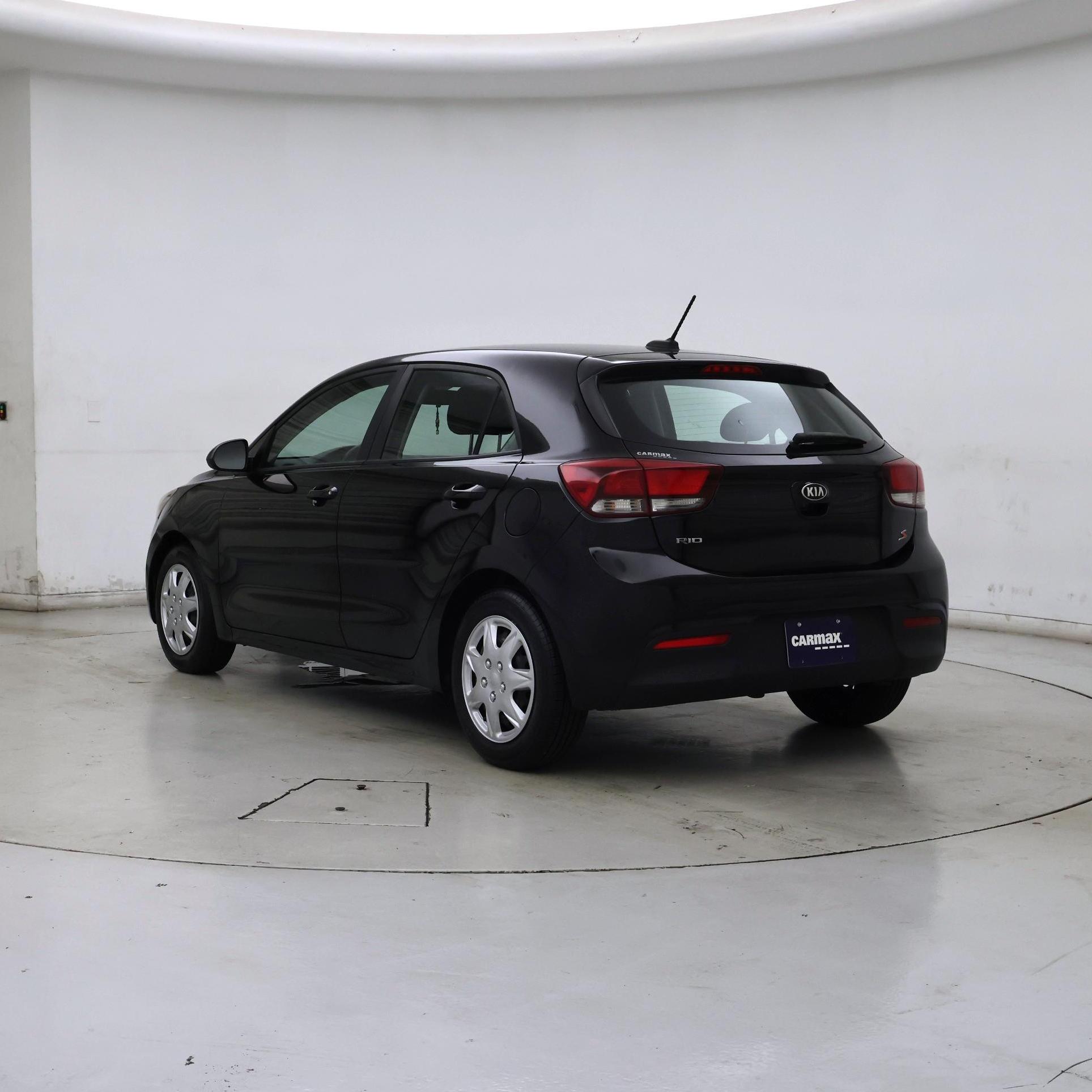Thumbnail: 2019 Kia Rio5 - 2
