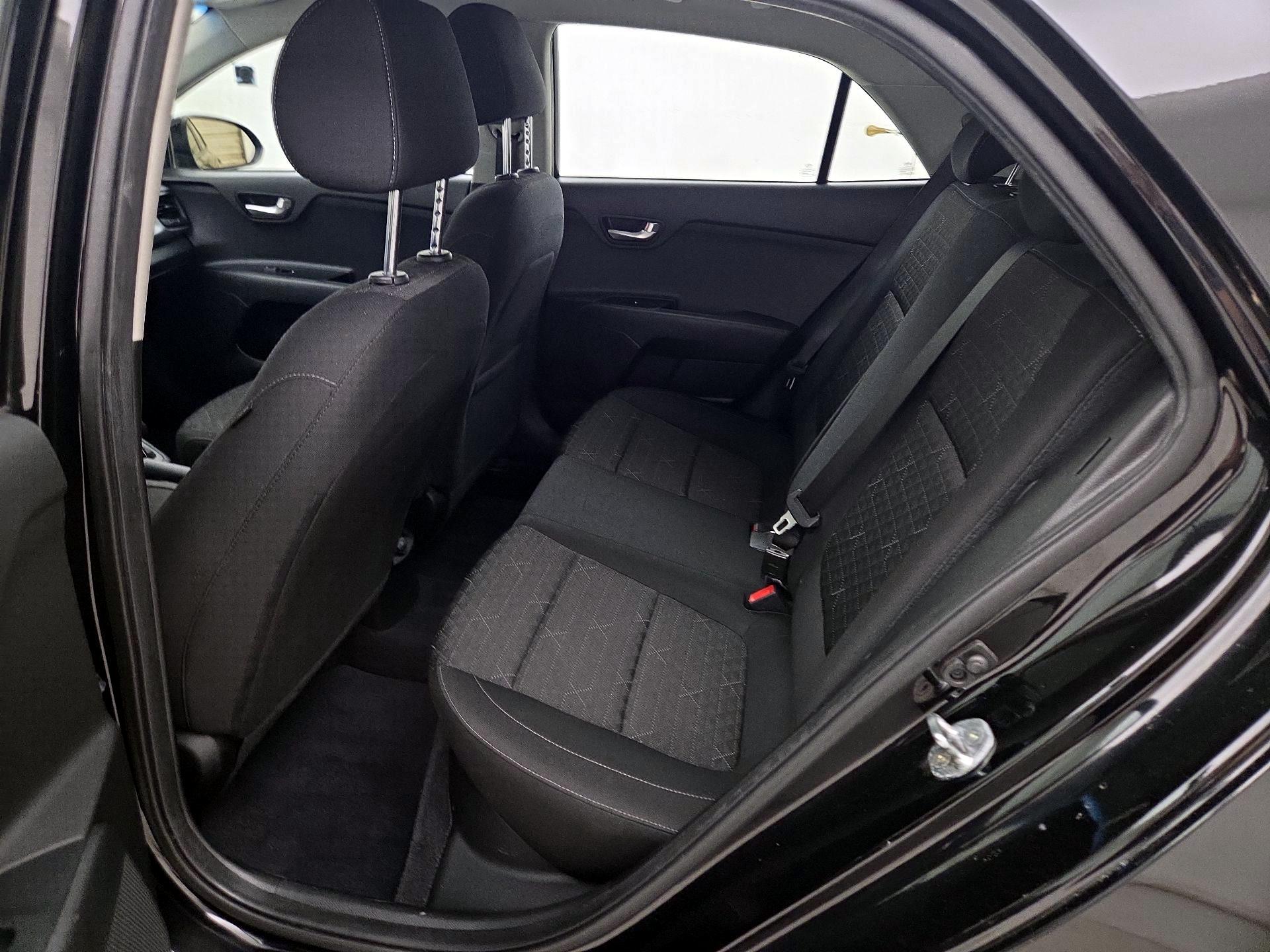 Thumbnail: 2019 Kia Rio5 - 19