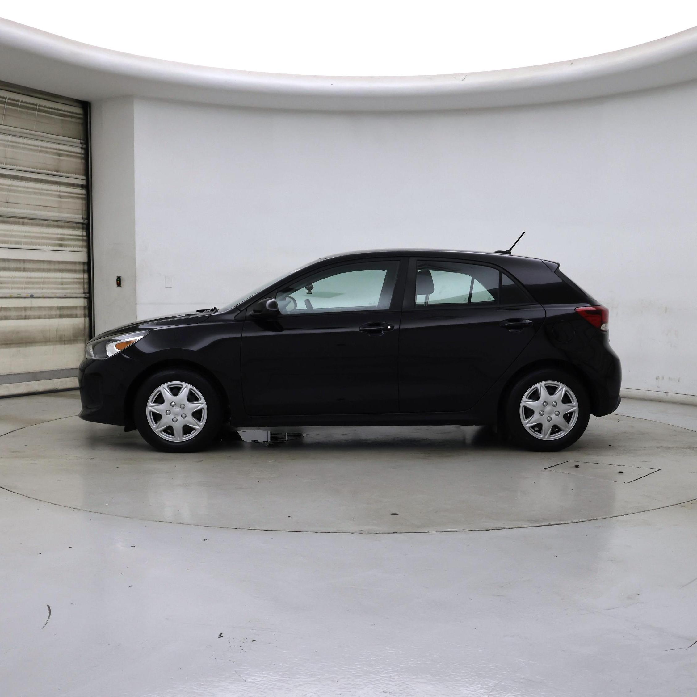 Thumbnail: 2019 Kia Rio5 - 3