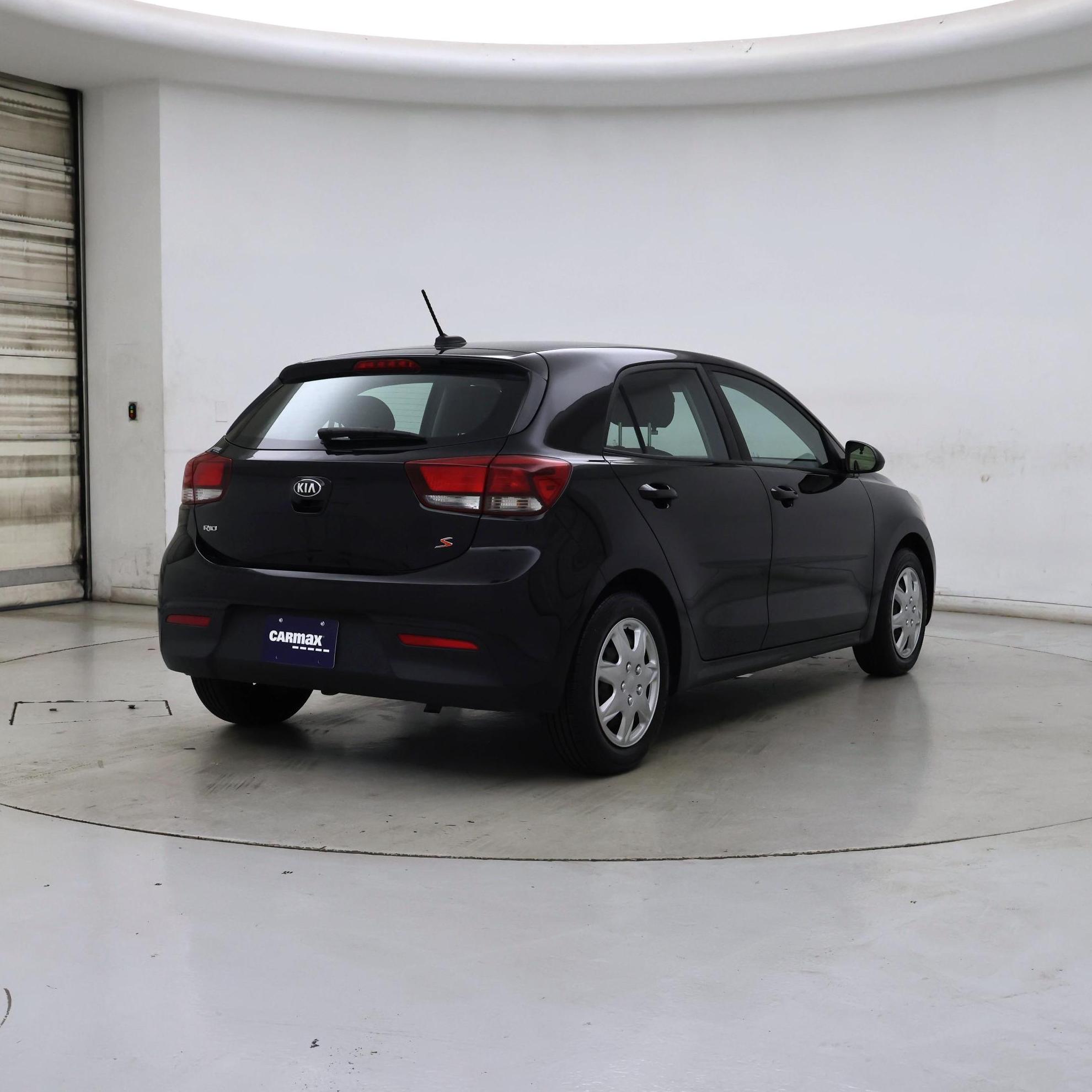Thumbnail: 2019 Kia Rio5 - 8