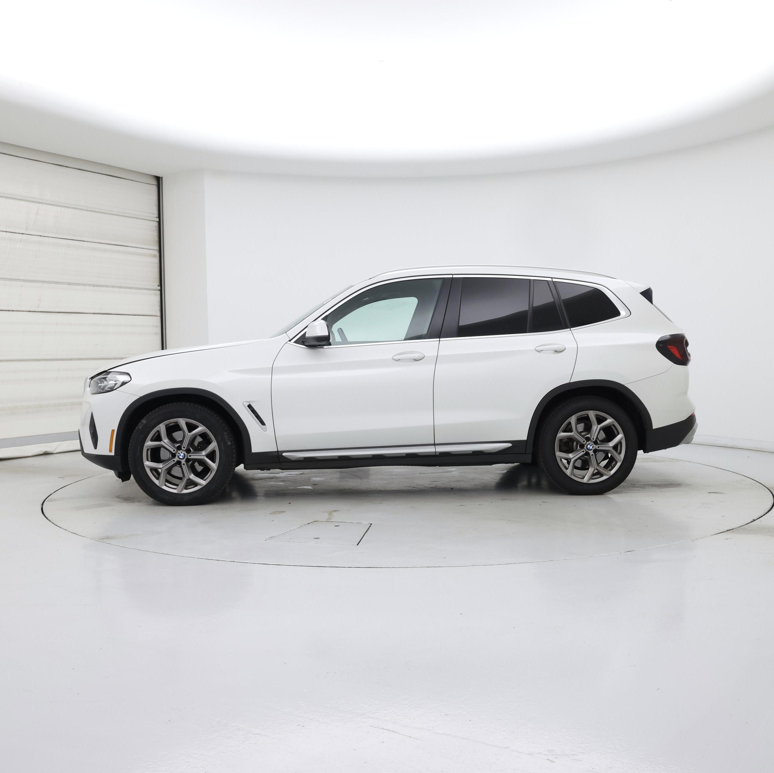 Thumbnail: 2022 BMW X3 - 3