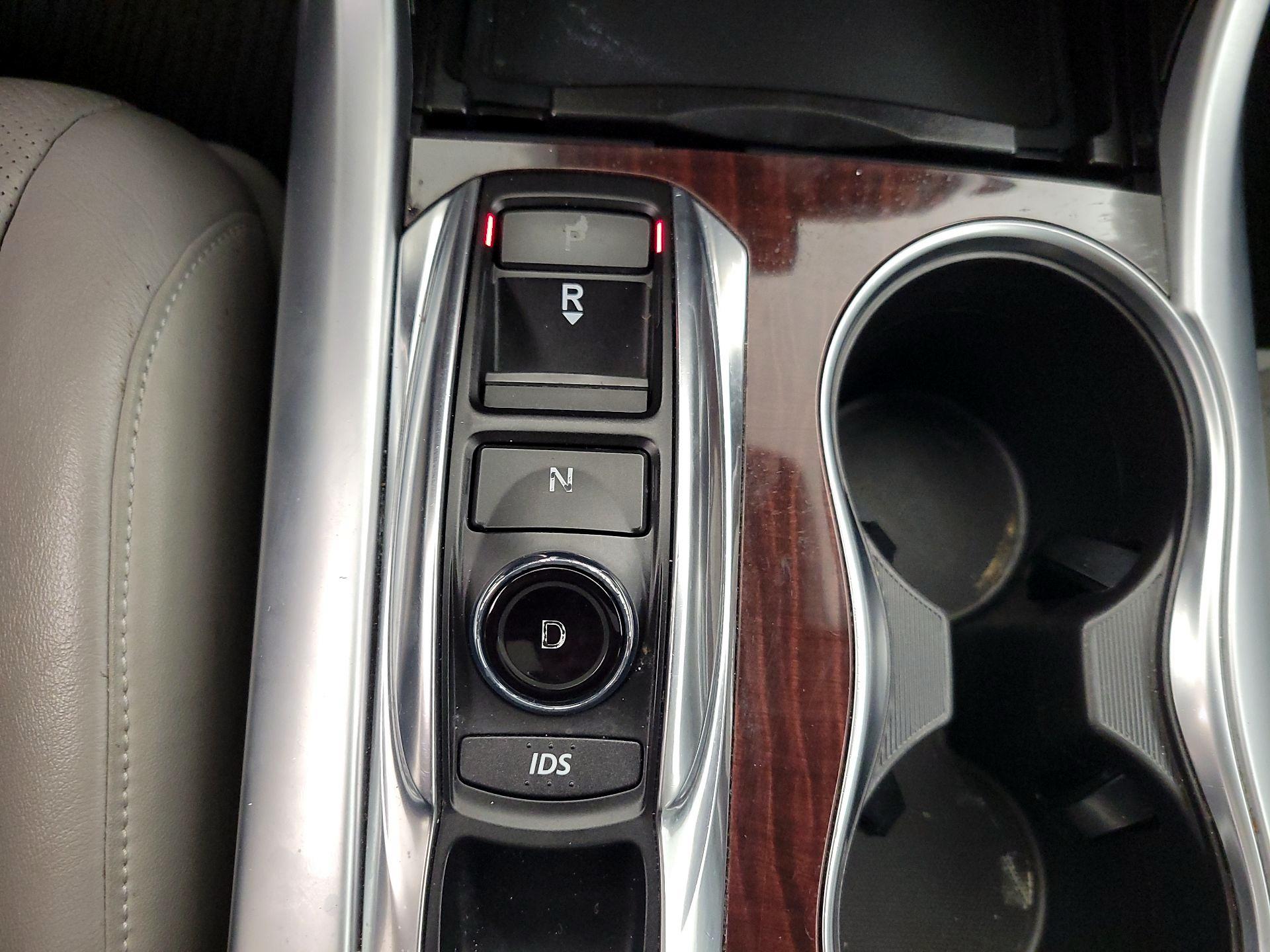 Thumbnail: 2015 Acura TLX - 18