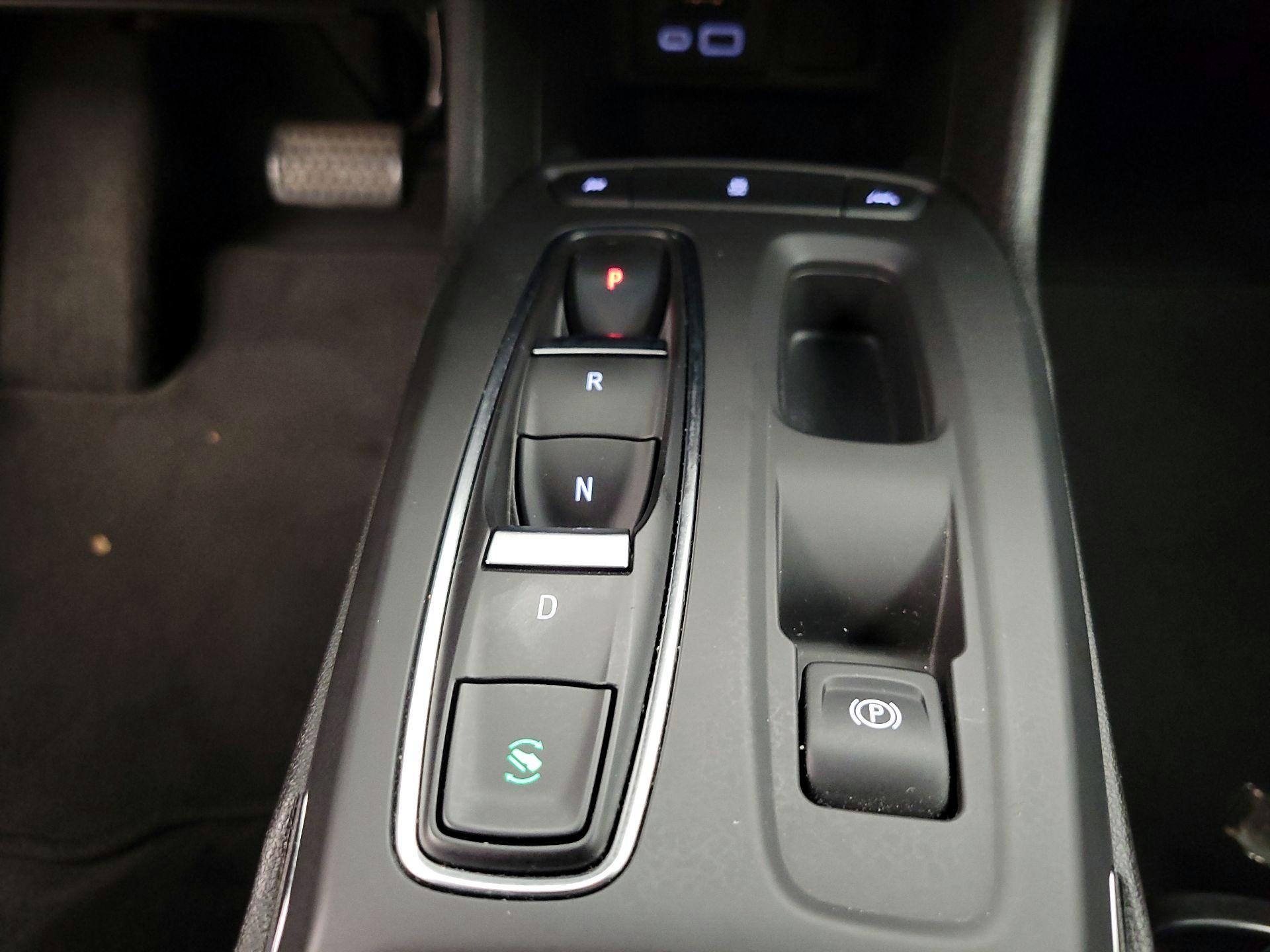 Thumbnail: 2023 Chevrolet Bolt EV - 17
