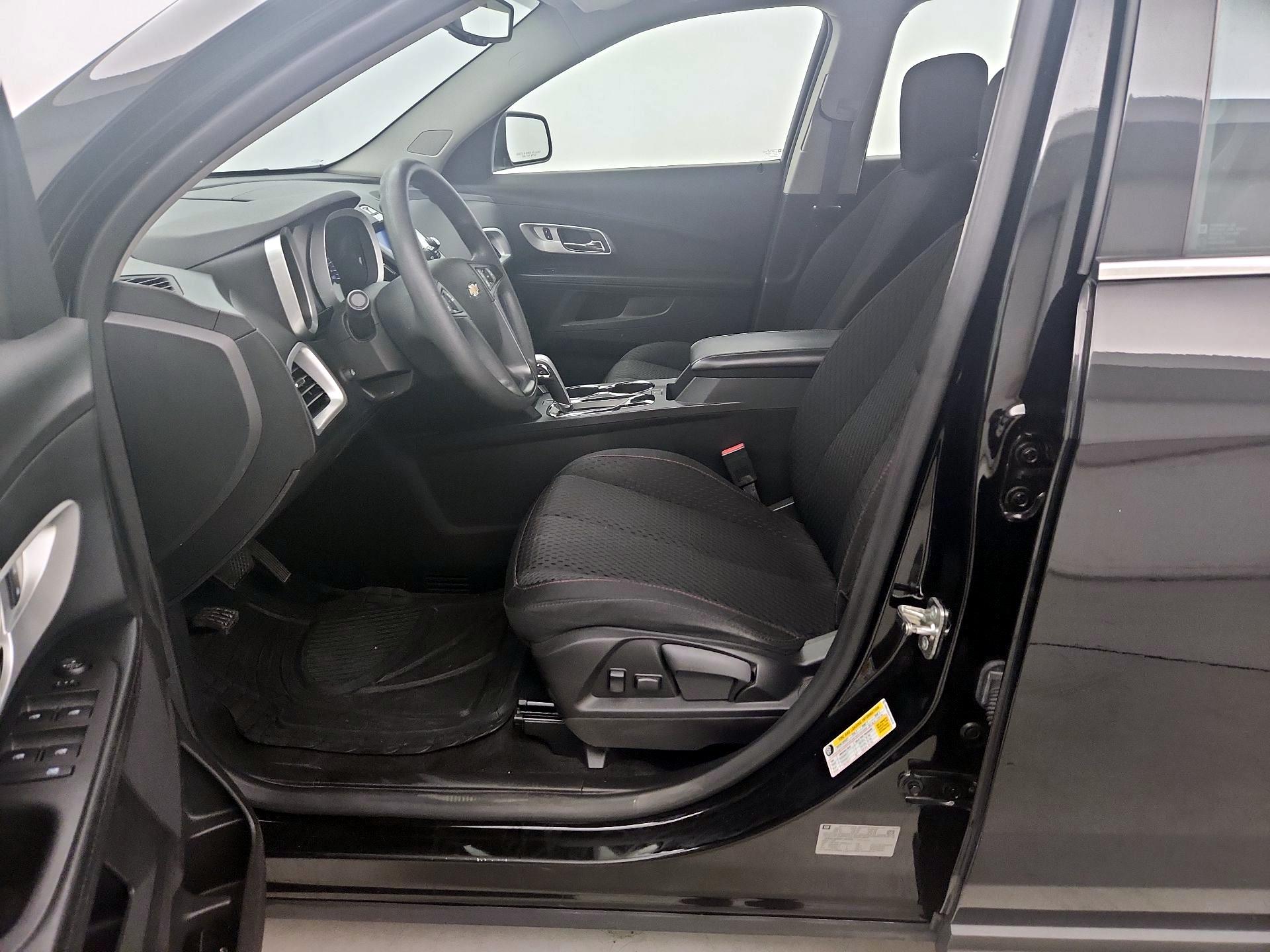 Thumbnail: 2015 Chevrolet Equinox - 11