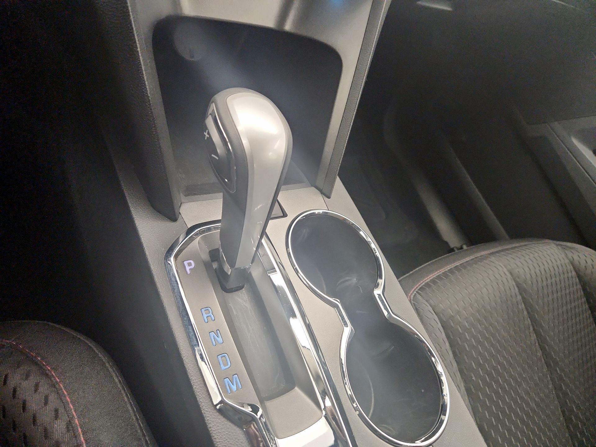 Thumbnail: 2015 Chevrolet Equinox - 15