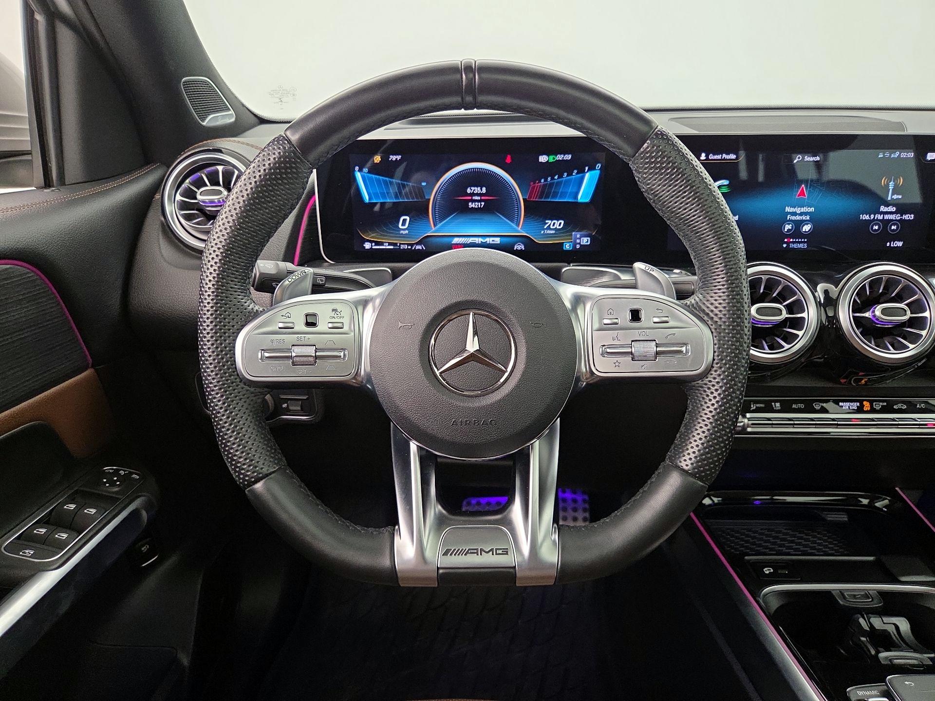 Thumbnail: 2021 Mercedes-Benz GLB - 10