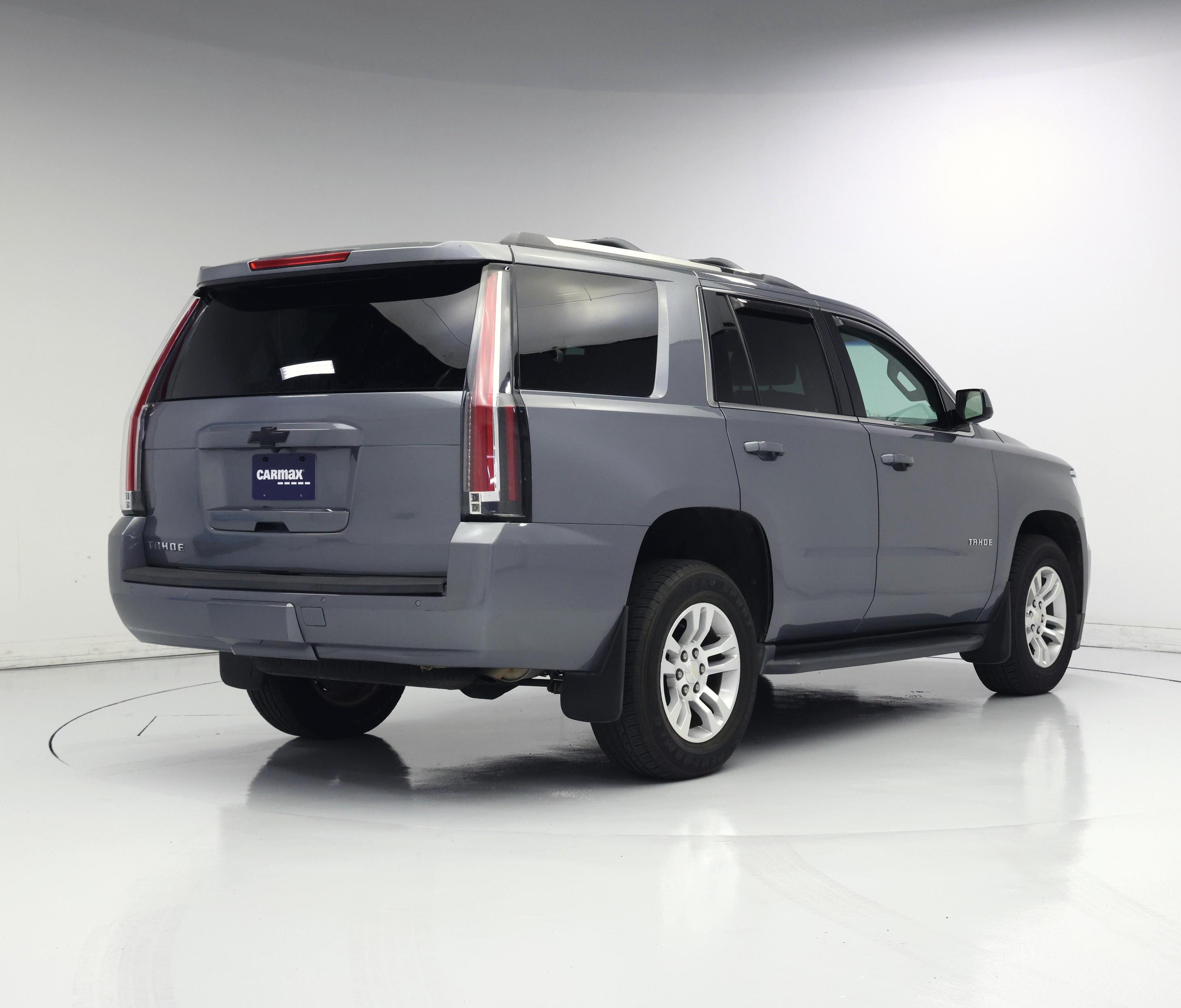 Thumbnail: 2020 Chevrolet Tahoe - 8