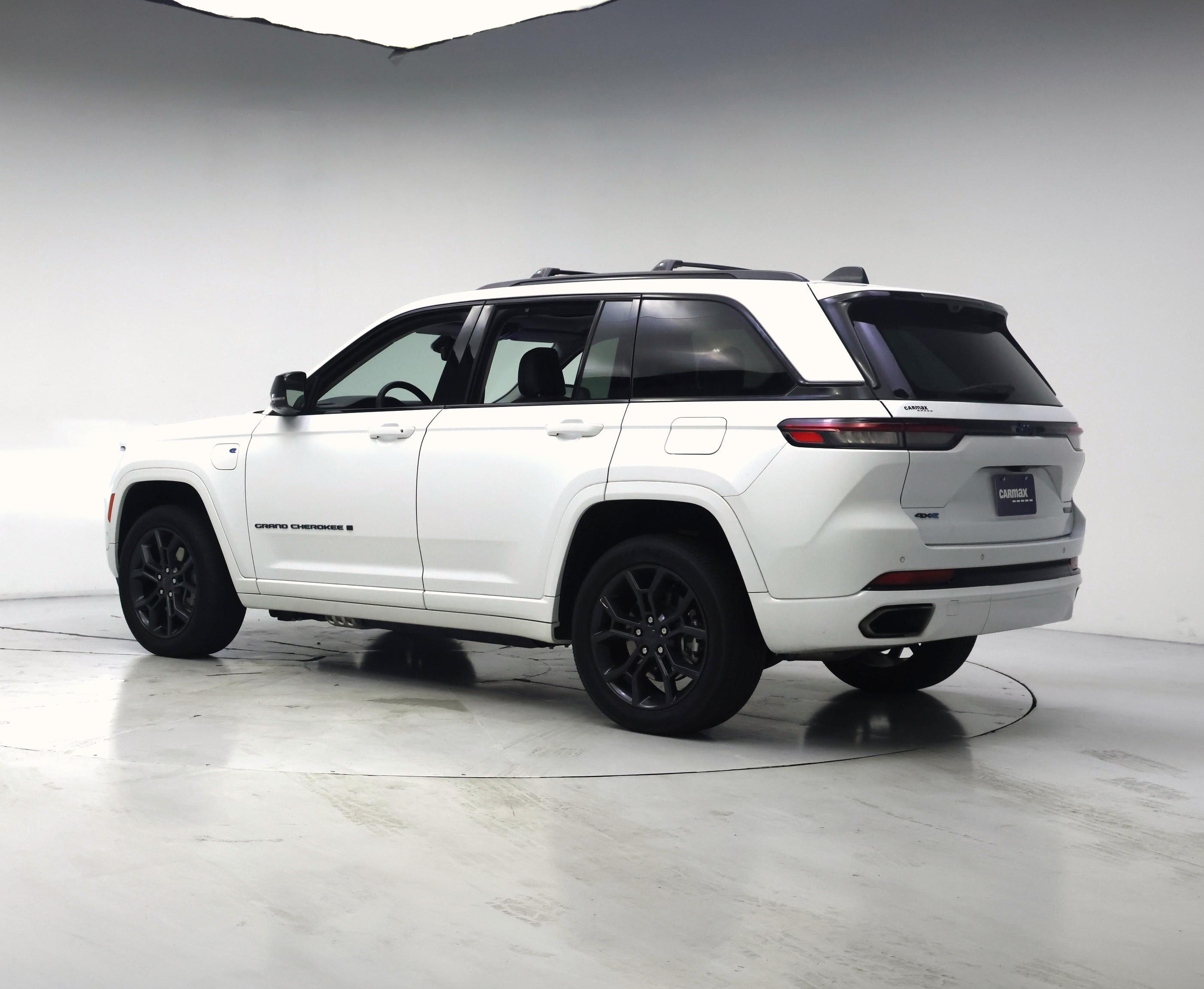 Thumbnail: 2023 Jeep Grand Cherokee - 2