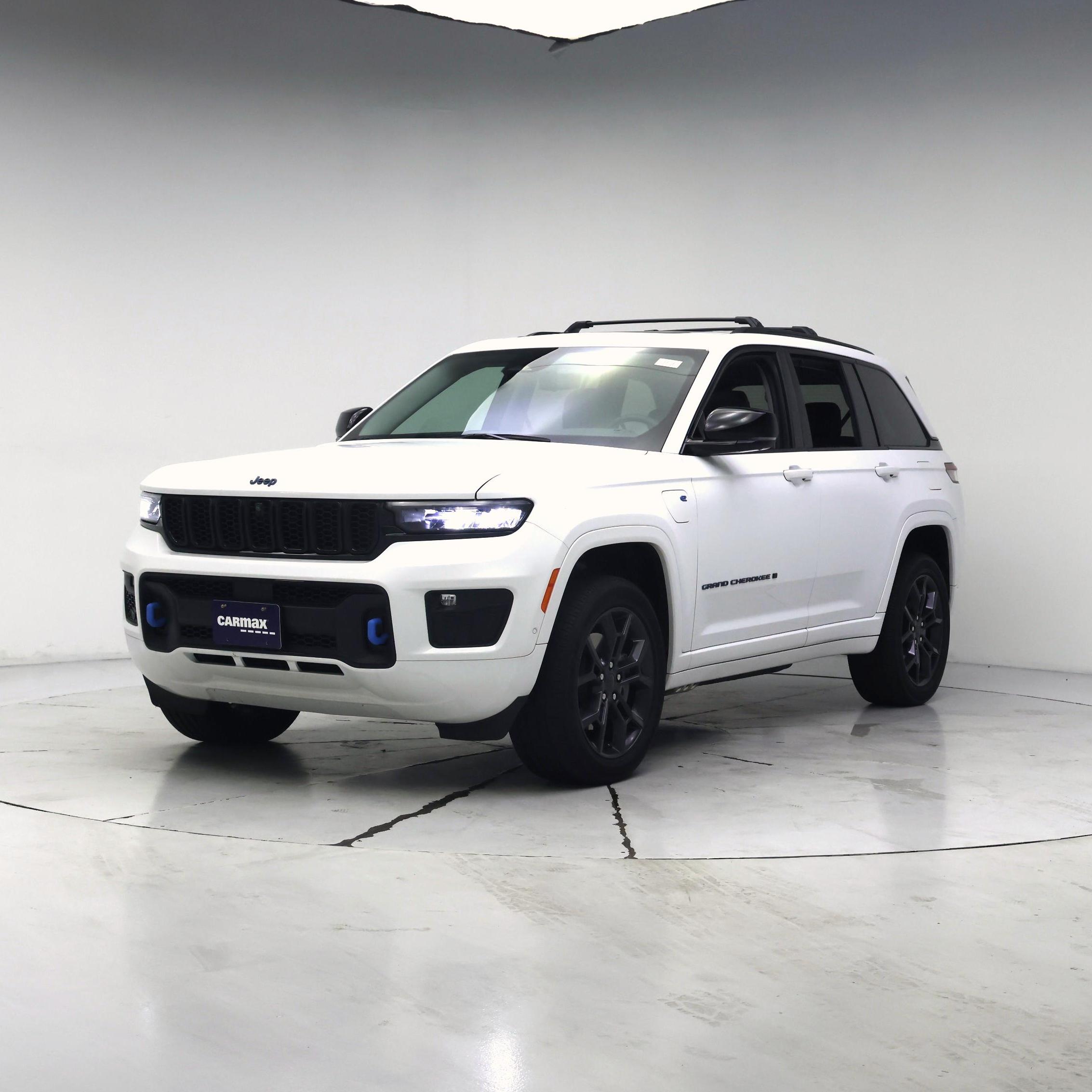 Thumbnail: 2023 Jeep Grand Cherokee - 4