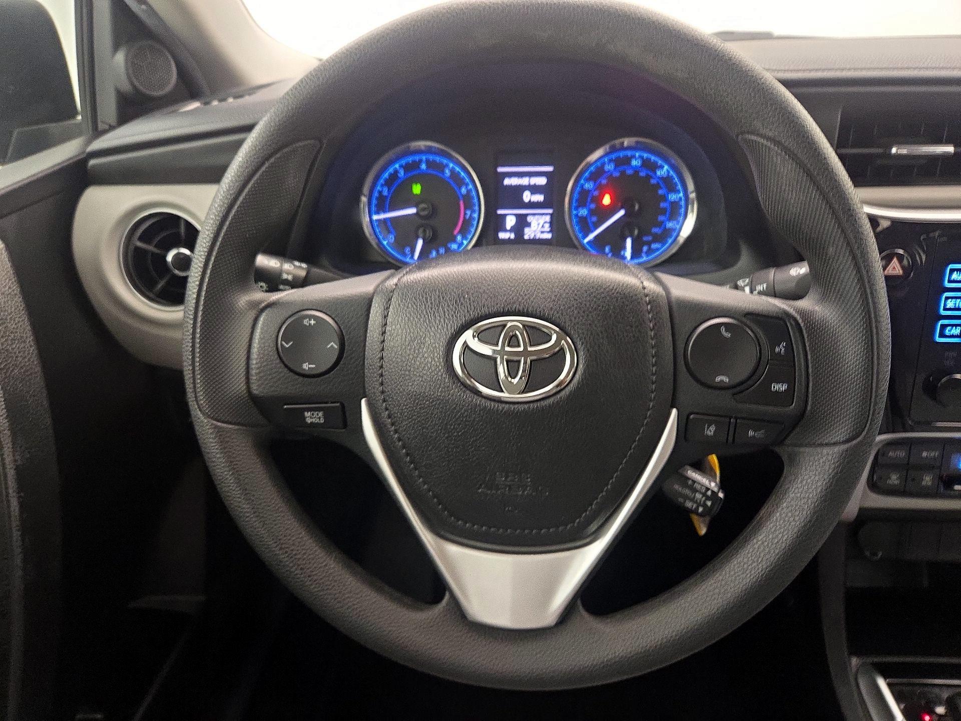 Thumbnail: 2019 Toyota Corolla - 10