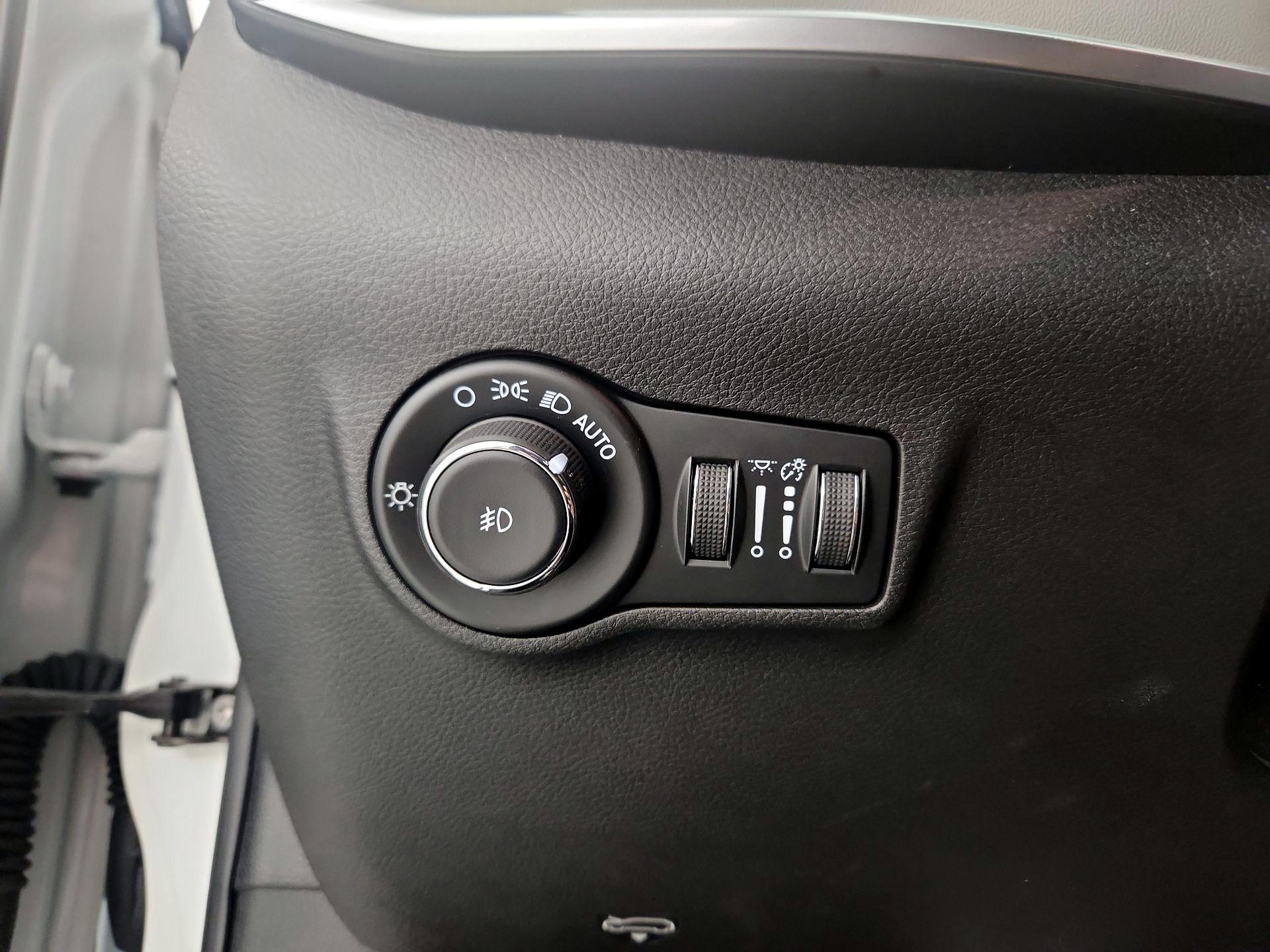 Thumbnail: 2025 Jeep Compass - 13