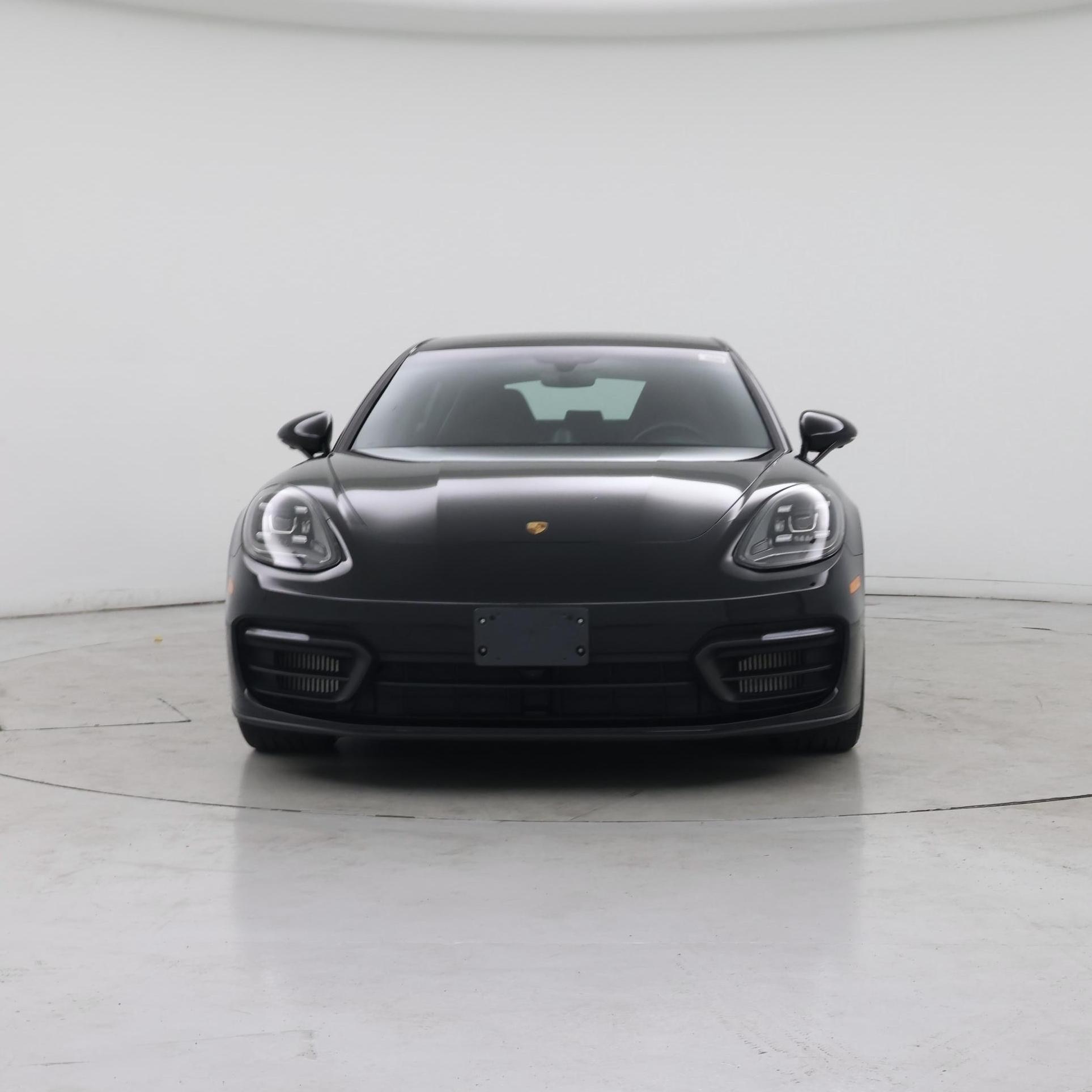 Thumbnail: 2021 Porsche Panamera - 5