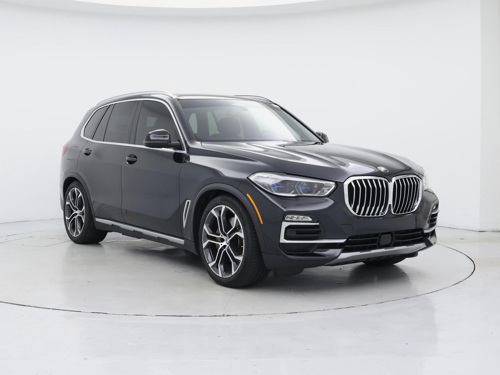 2021 BMW X5 45e - Photo 2