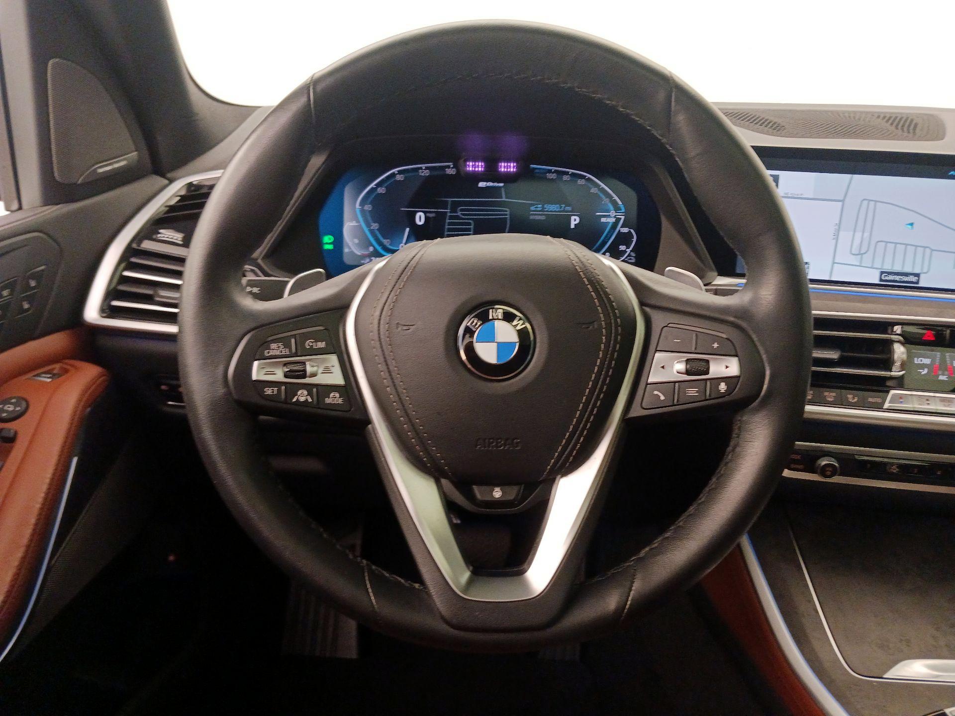 Thumbnail: 2021 BMW X5 - 10