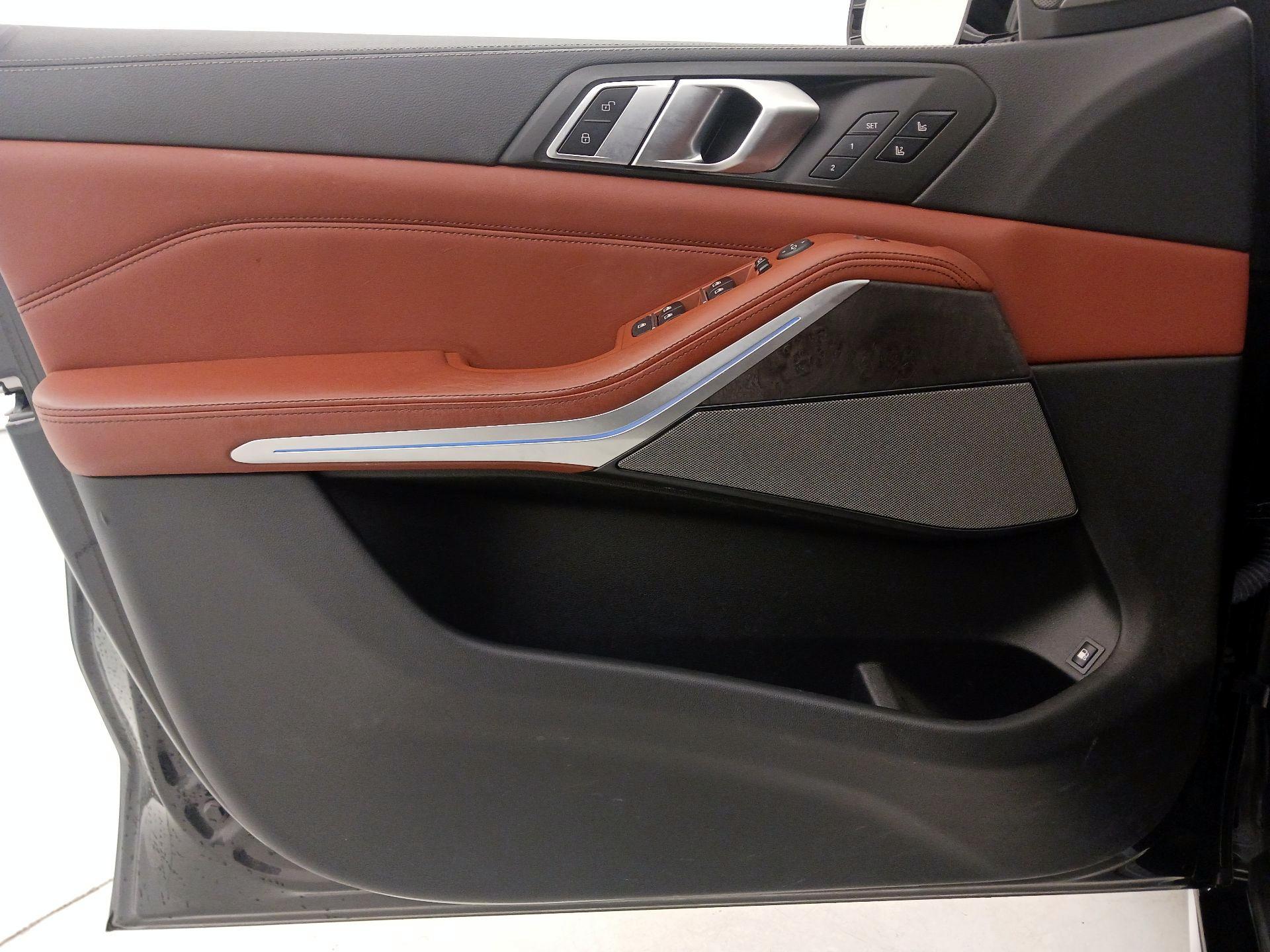 Thumbnail: 2021 BMW X5 - 12