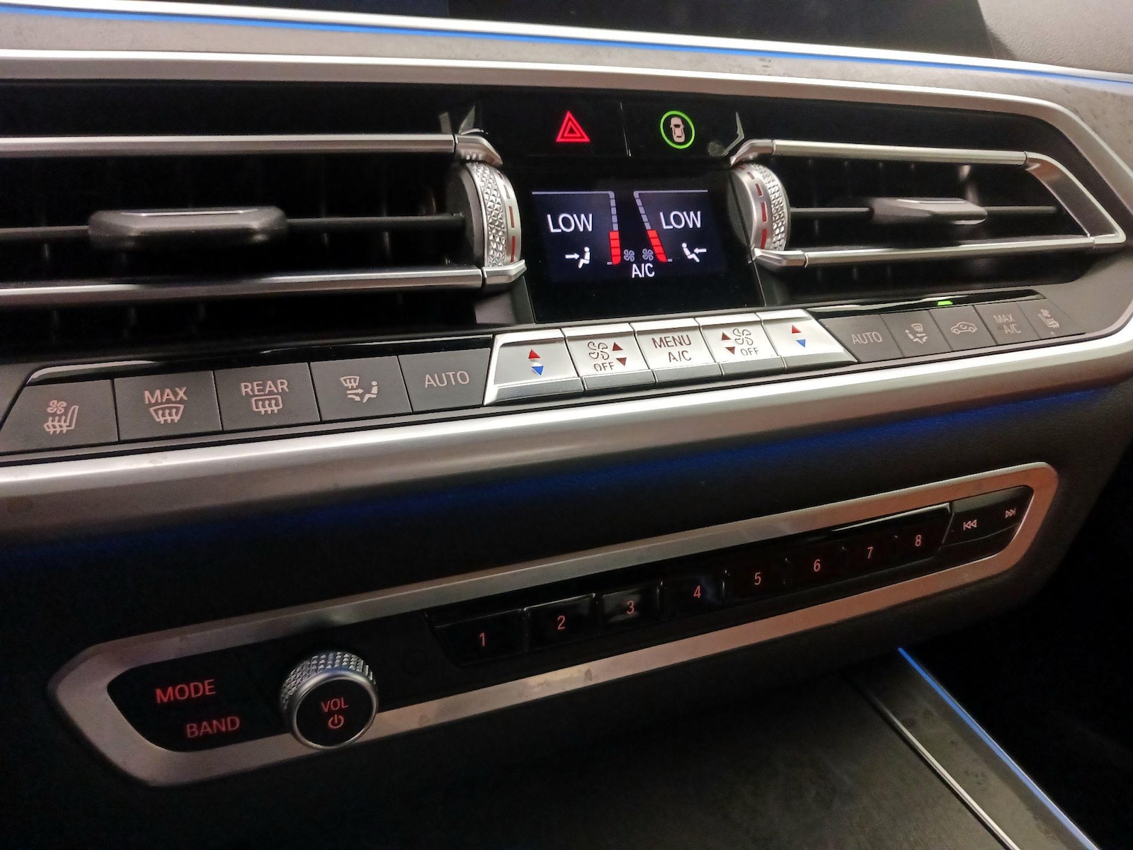 2021 BMW X5 45e - Photo 18