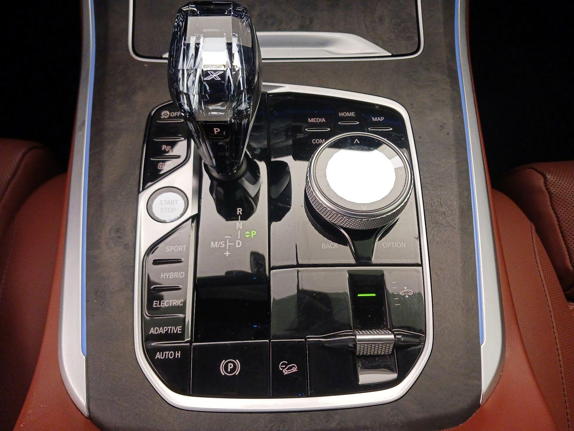 Thumbnail: 2021 BMW X5 - 18