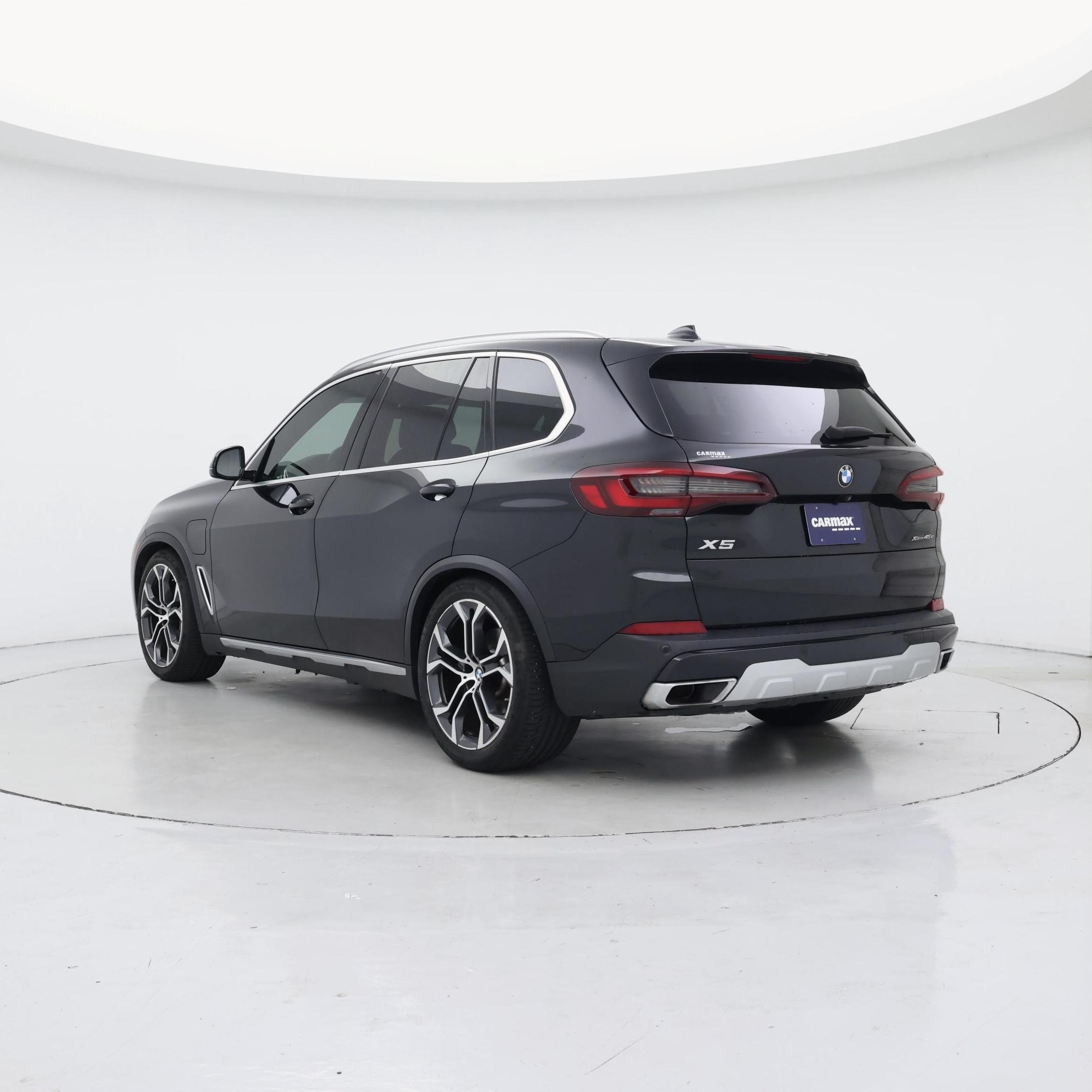 Thumbnail: 2021 BMW X5 - 2