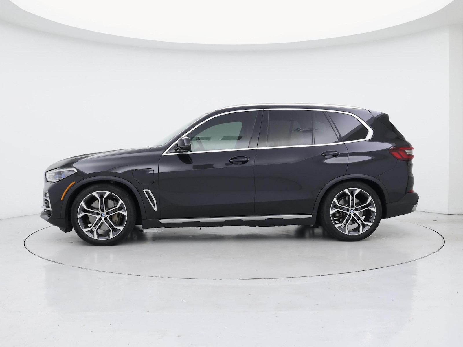 2021 BMW X5 45e - Photo 4