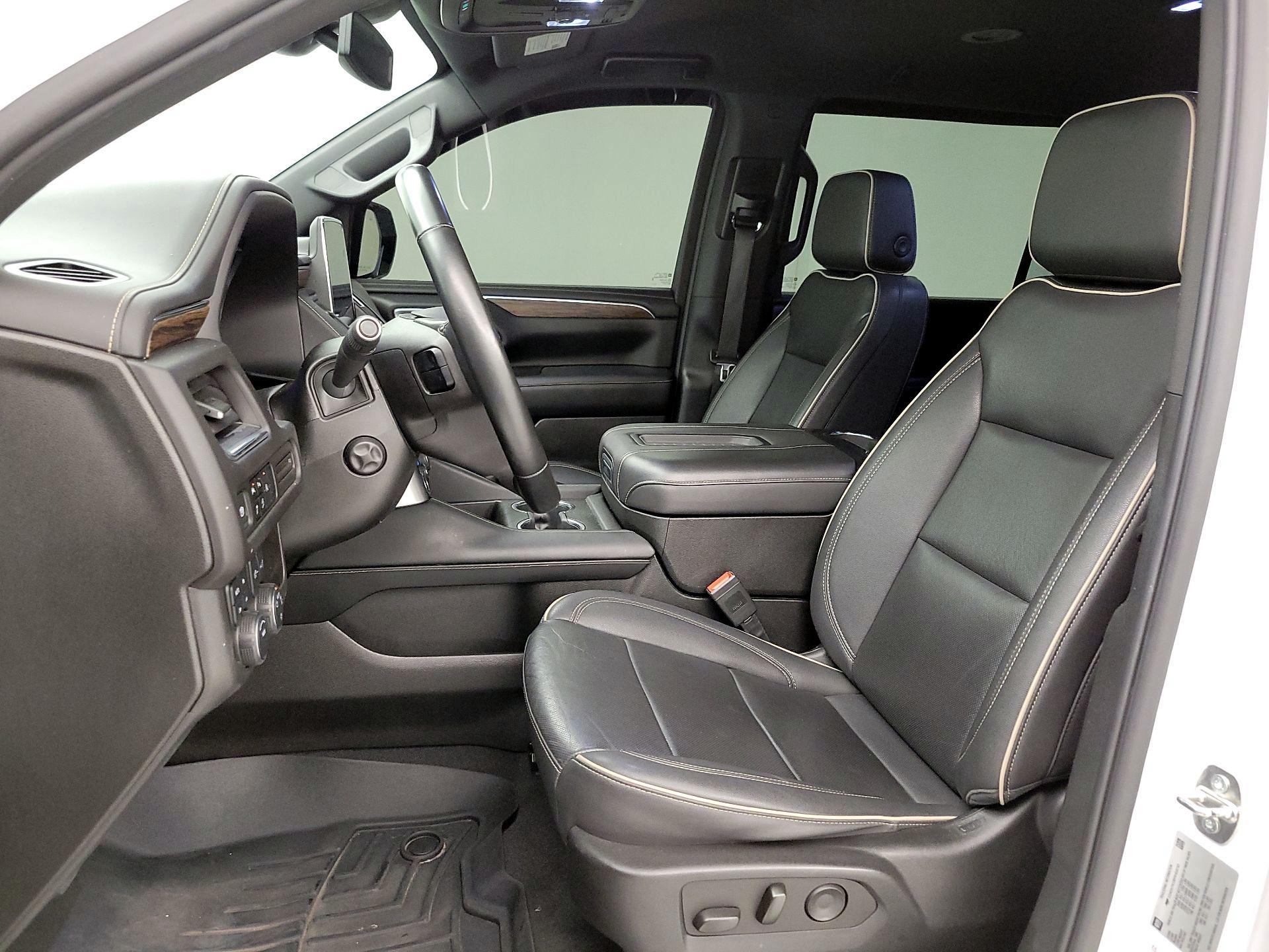 Thumbnail: 2023 Chevrolet Suburban - 11