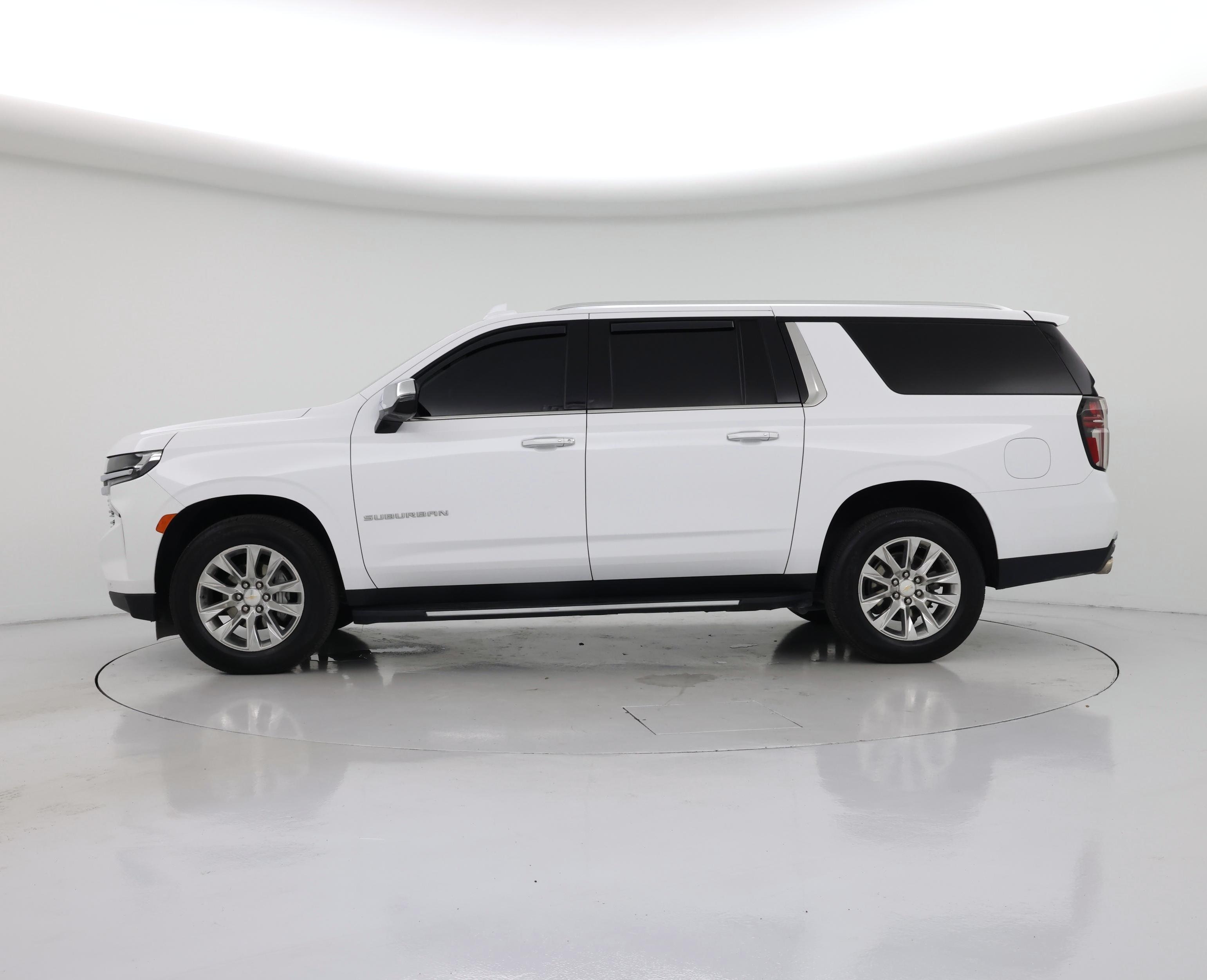 Thumbnail: 2023 Chevrolet Suburban - 3