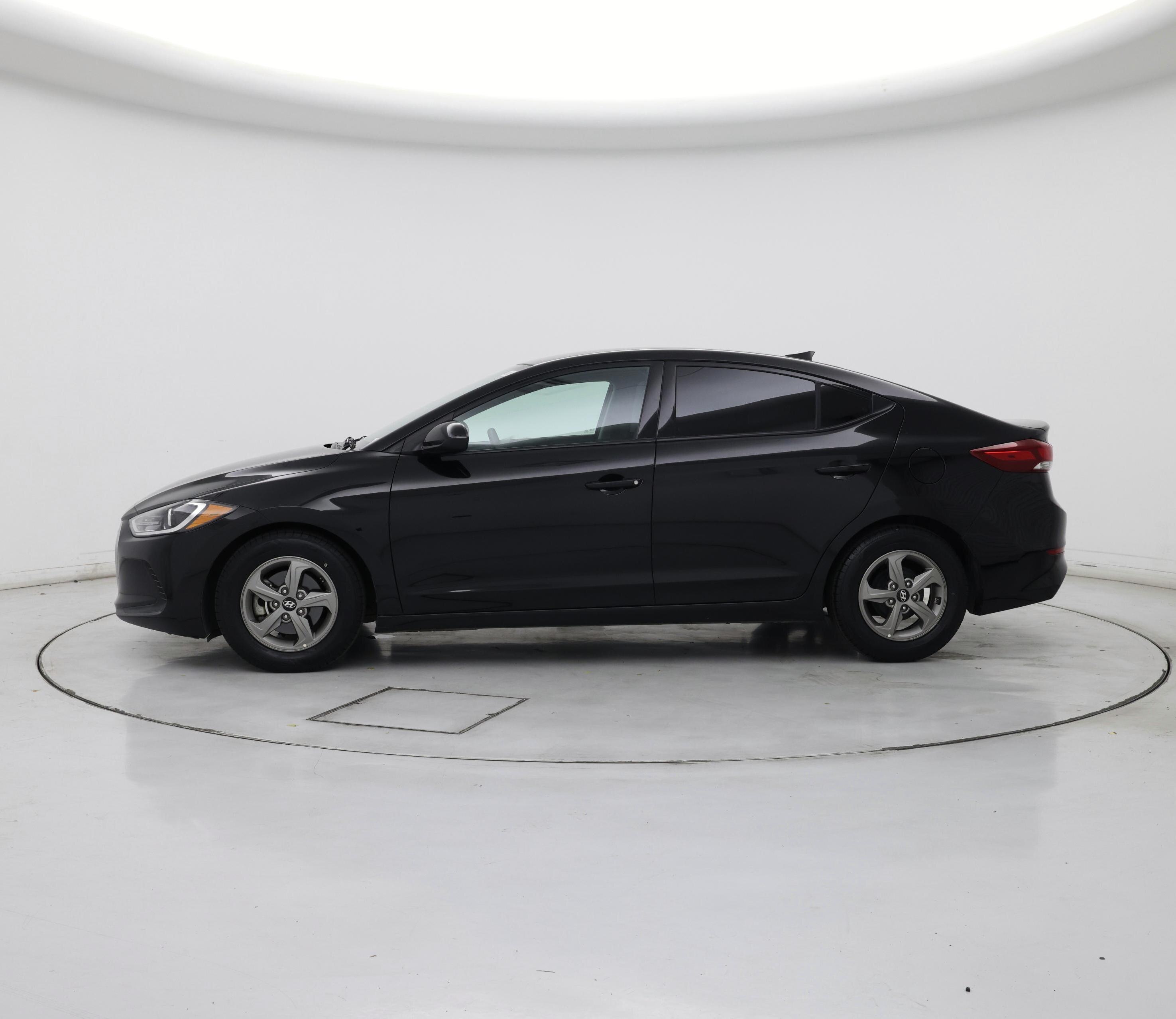 Thumbnail: 2017 Hyundai Elantra - 3