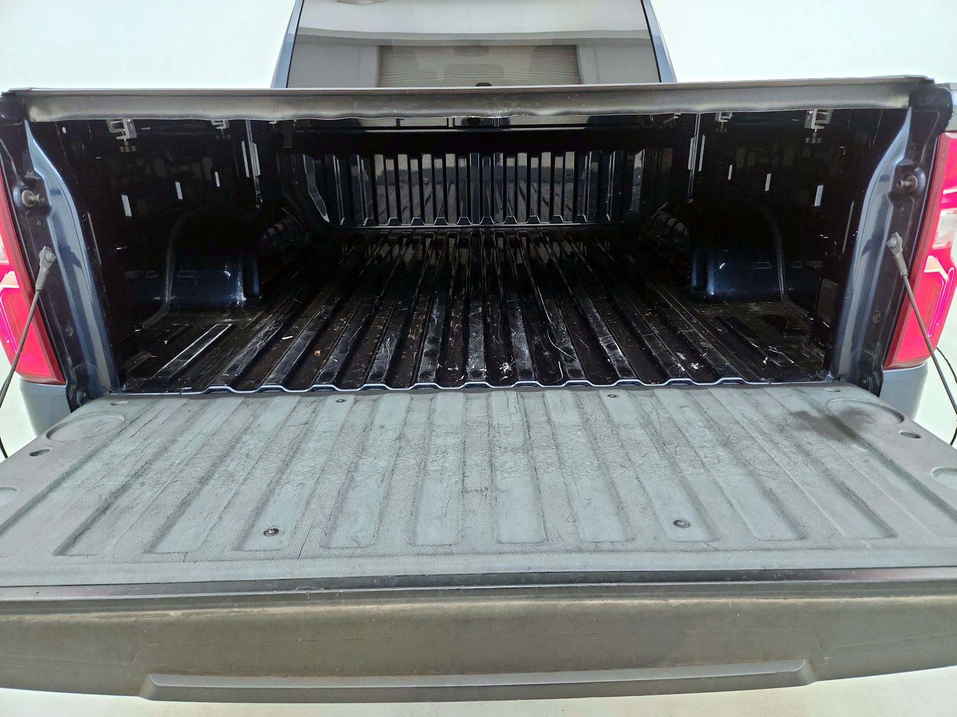 Thumbnail: 2020 Chevrolet Silverado 1500 - 20