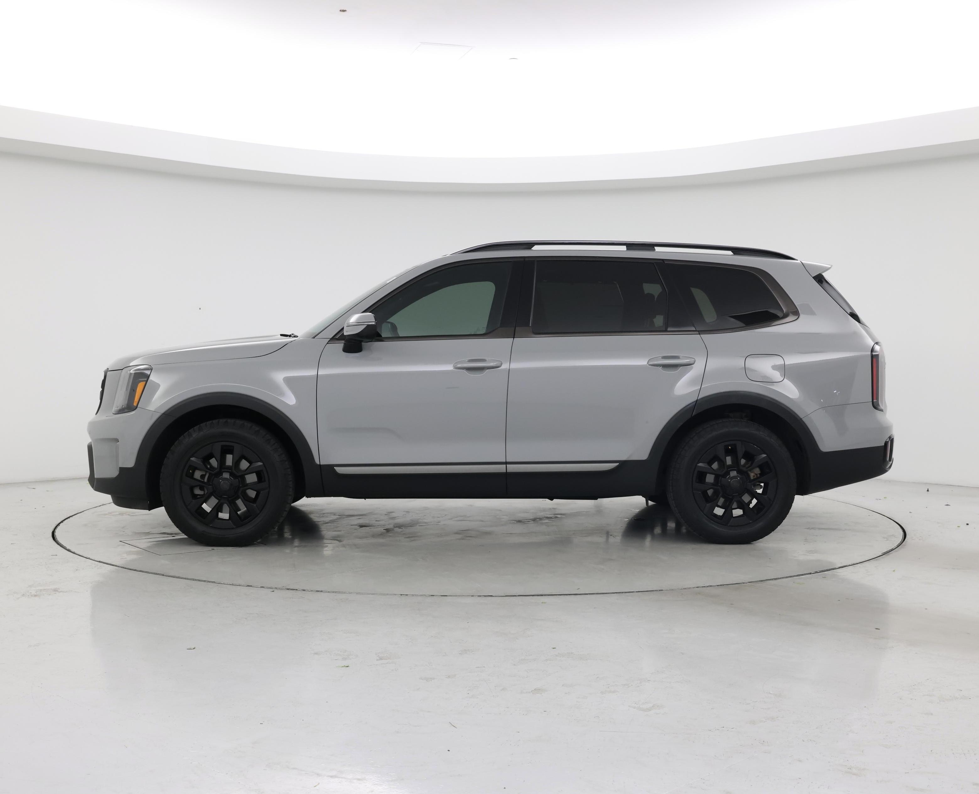 Thumbnail: 2023 Kia Telluride - 3