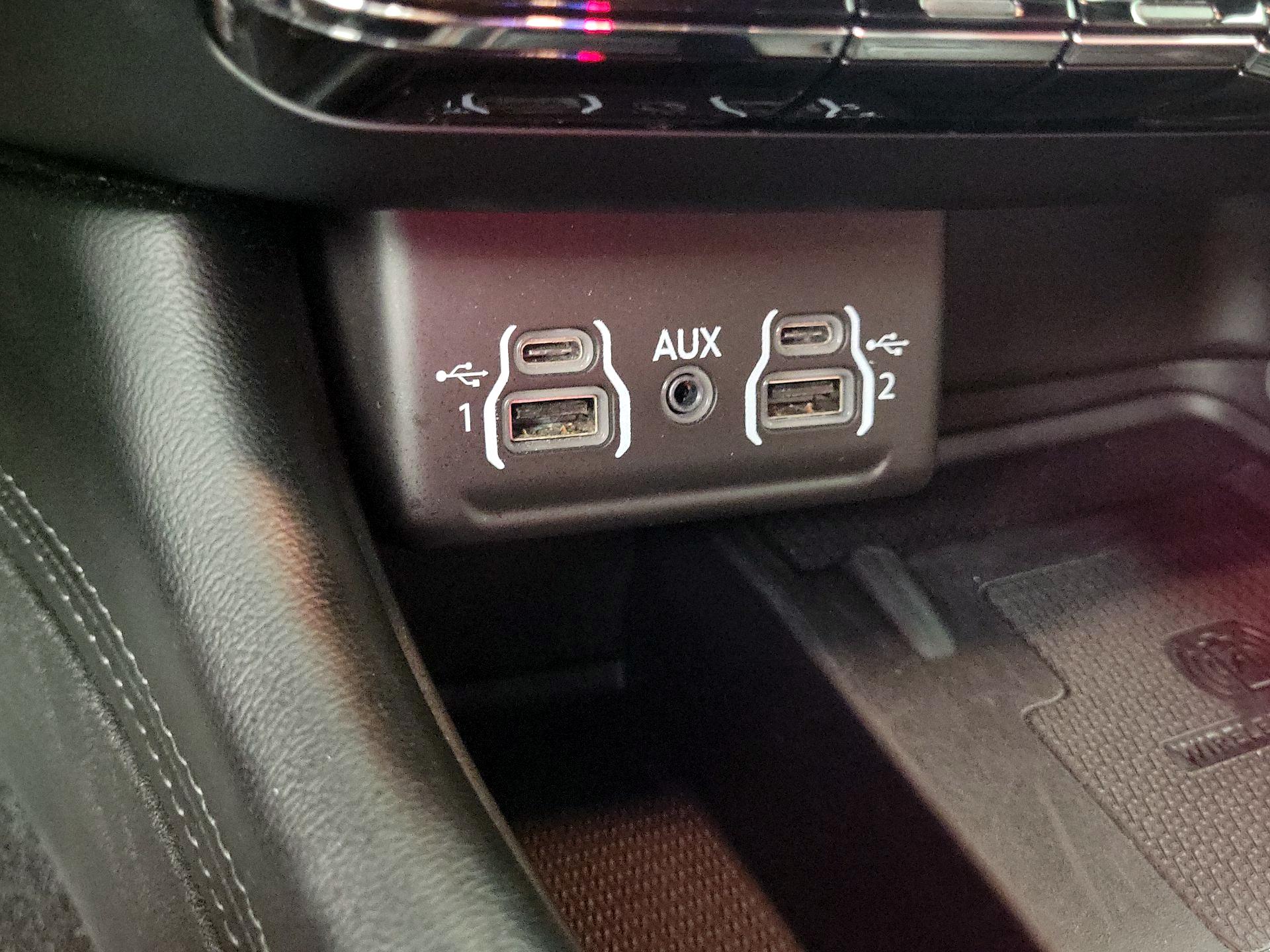 Thumbnail: 2021 Dodge Durango - 19