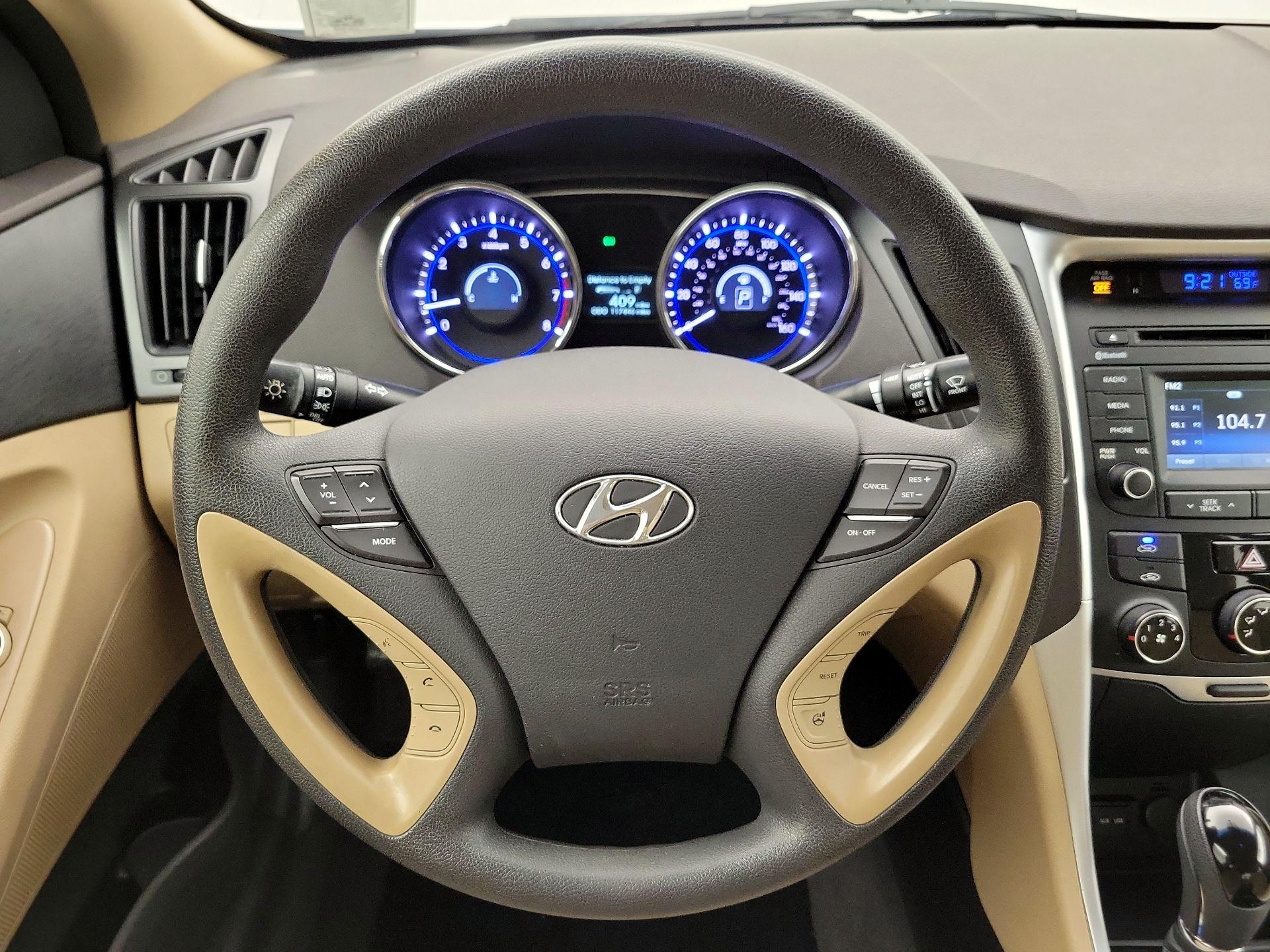Thumbnail: 2014 Hyundai Sonata - 10