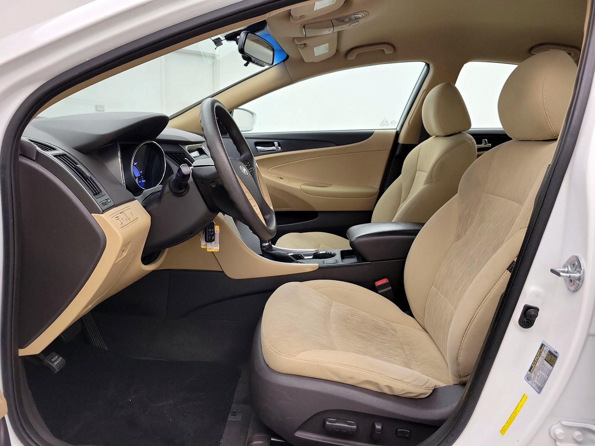 Thumbnail: 2014 Hyundai Sonata - 11