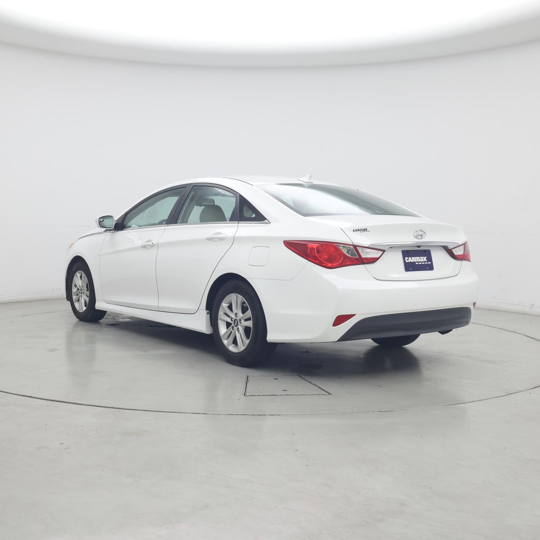 Thumbnail: 2014 Hyundai Sonata - 2